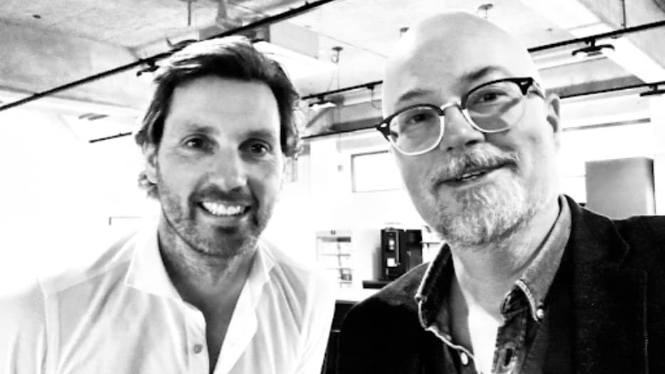 Willem Verdam (links) met host Floris Hülsmann.