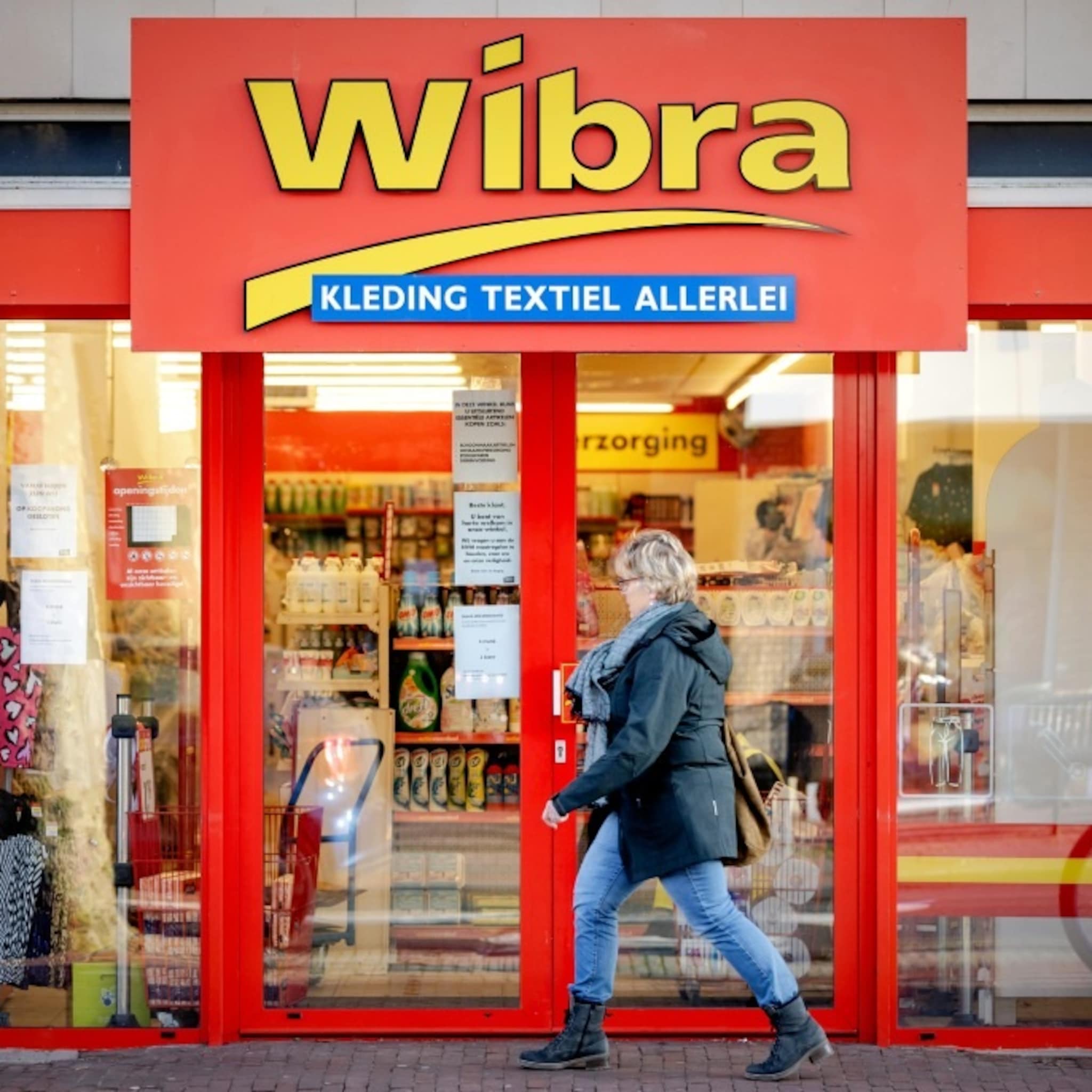 wibra is geen familiebedrijf meer winkels gaan op de schop