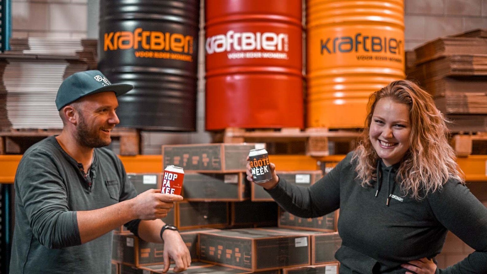 Bierbrouwer Rob van den Meijdenberg met zijn partner Sietske. Foto: KraftBier