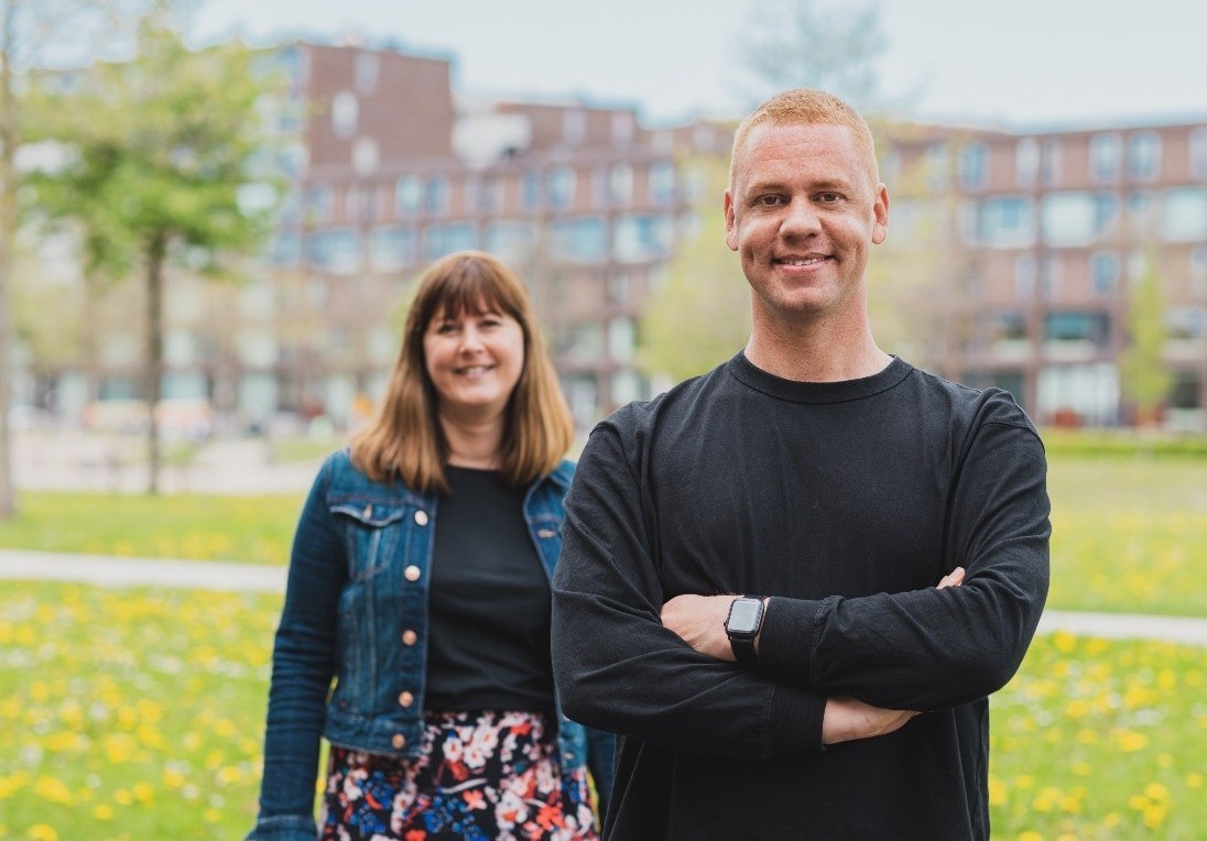 Ilse Vonk en Wesley de Kruijff, de ondernemers achter startup Anyways.