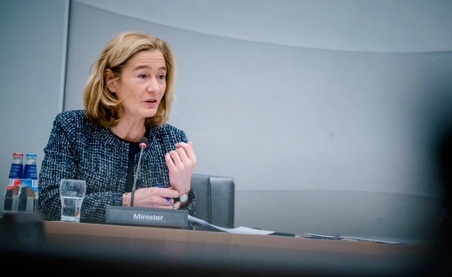 Adriaansens zelf ziet ook een "kantelpunt" in de samenleving. ,,Dat wat van oudsher altijd heel vanzelfsprekend was, begint nu te wringen." Foto: ANP