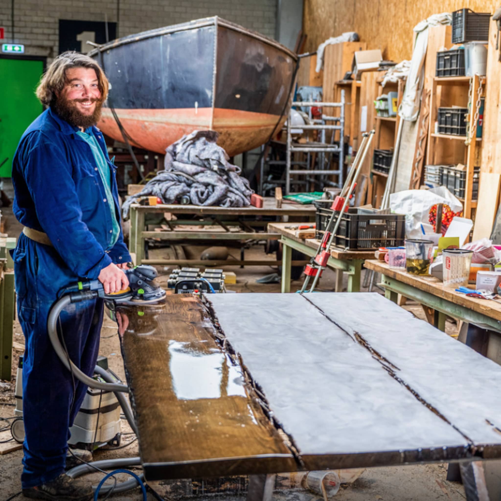 waarom klanten maanden willen wachten op een tafel van meubelmaker okke
