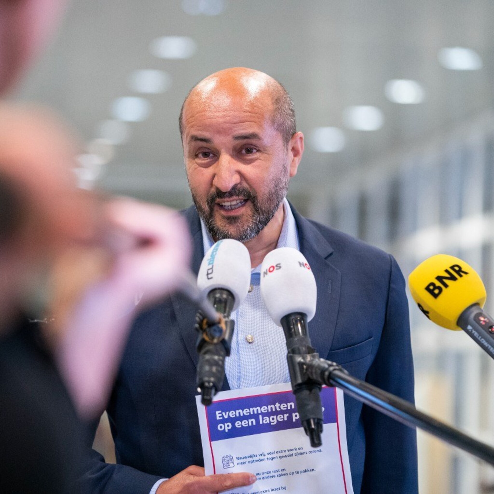 lockdown burgemeester marcouch arnhem pleit voor marshall hulp voor ondernemers