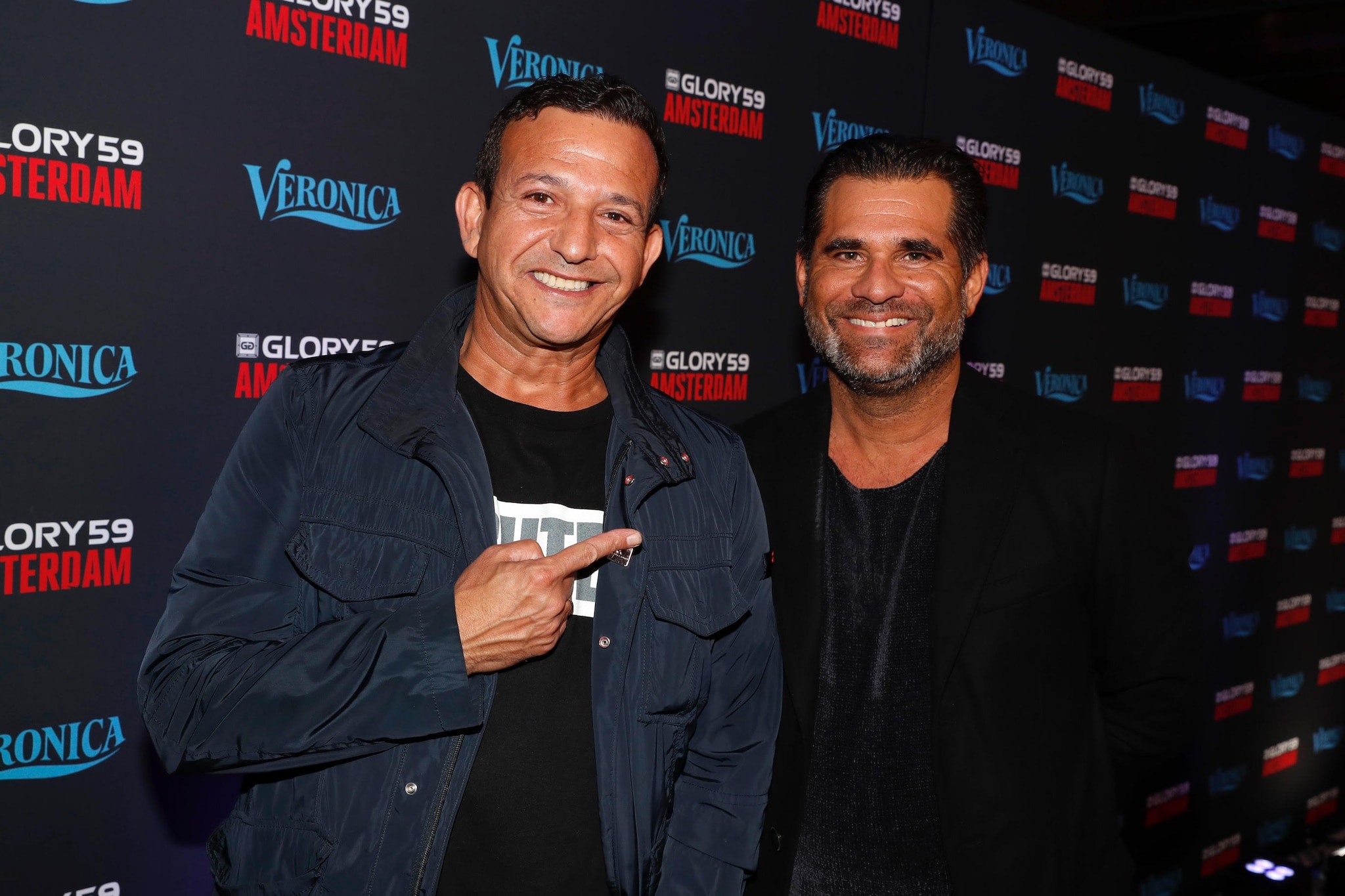 Micha Noot (rechts) deed met zijn bureau ook de styling van BN’ers, zoals Najib Amhali. Foto: Brandrush