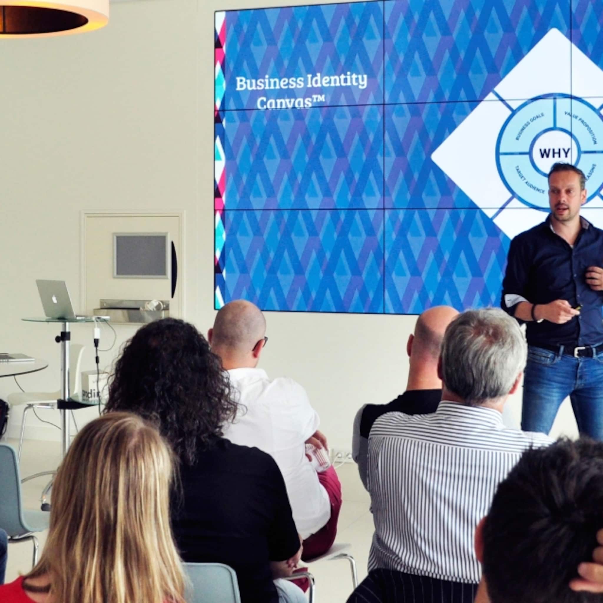 hoe deze ondernemer al 12 jaar succesvolle stagiaires vindt