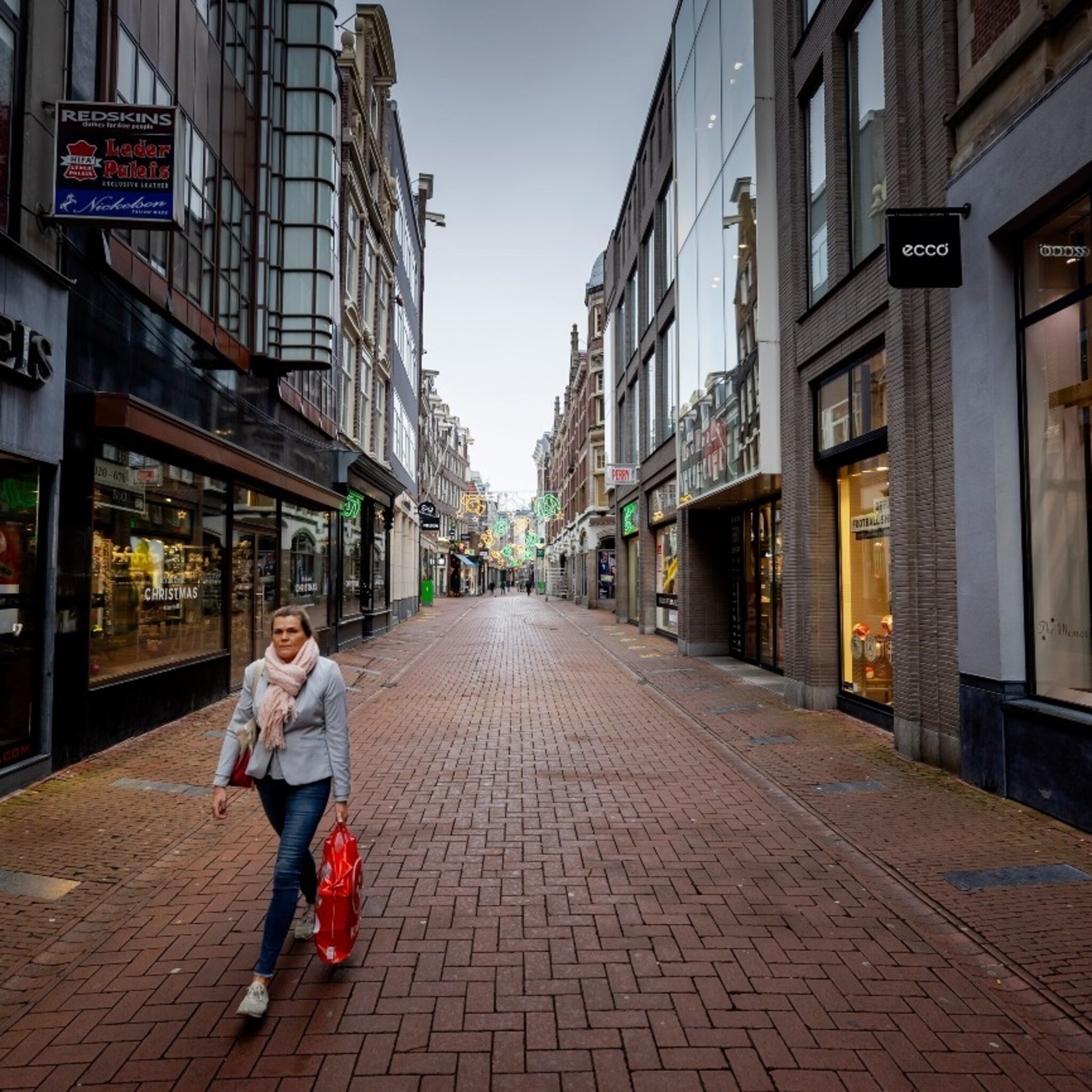 inretail winkeliers gaan stoppen andere winkeliers willen de deuren open houden