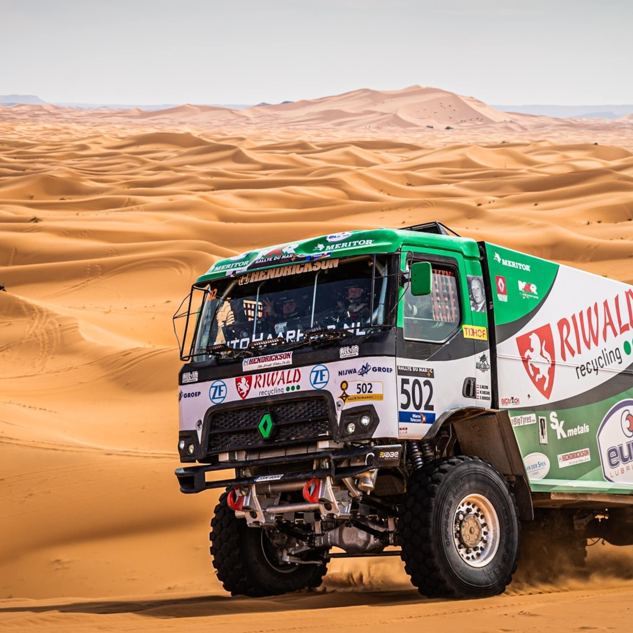 hoe meedoen aan dakar rally voor riwald recycling ondernemer gert huzink tot duurzaam transport leidt