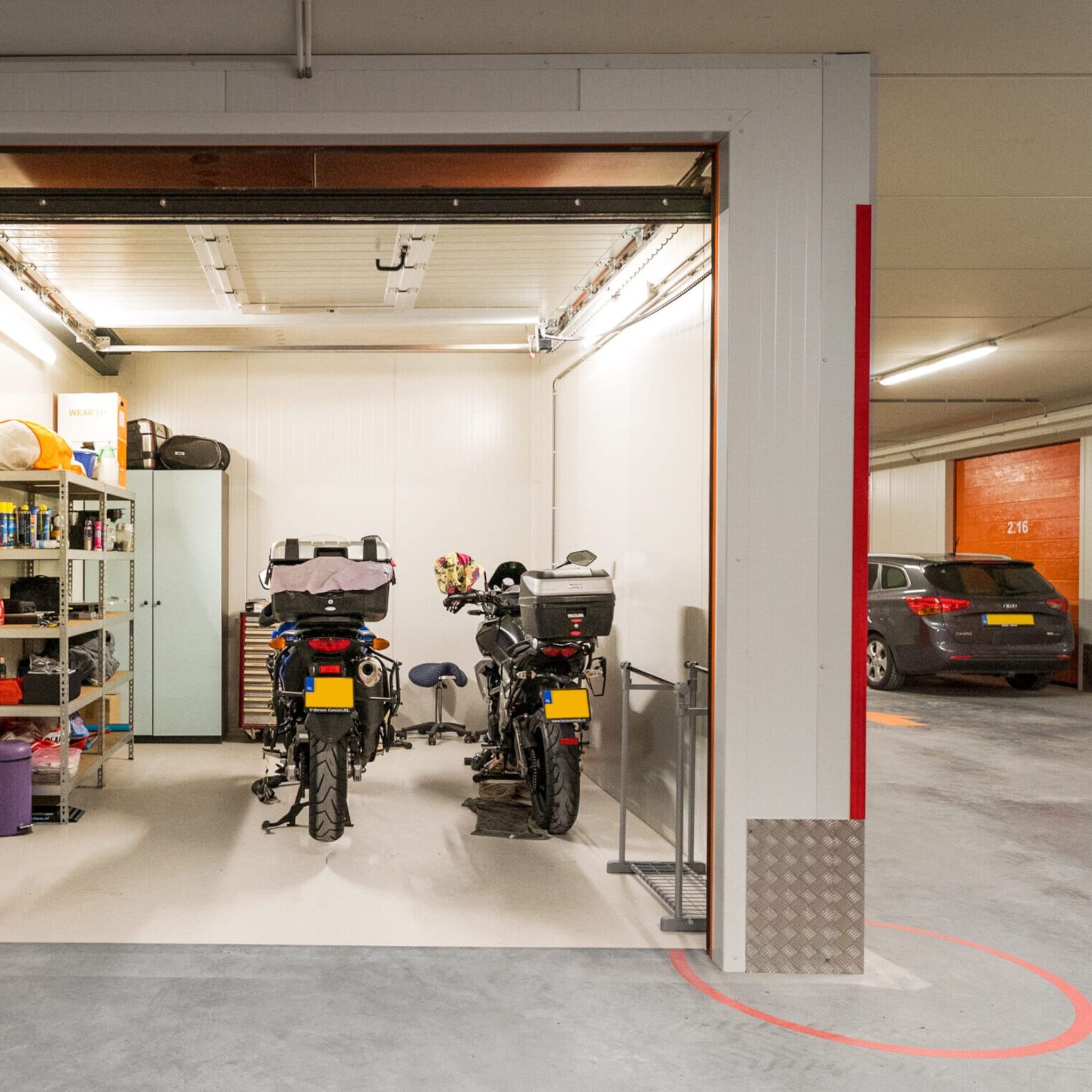 xlbox nederland investeren in huizen loont niet meer maar in garageboxen des te meer