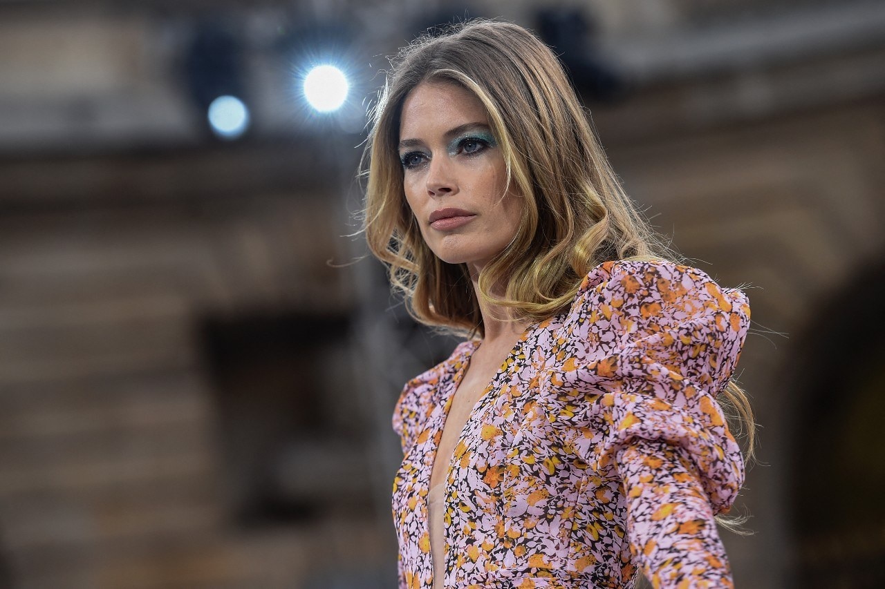 bedrijf doutzen kroes heeft duizenden euro s coronasteun aangevraagd
