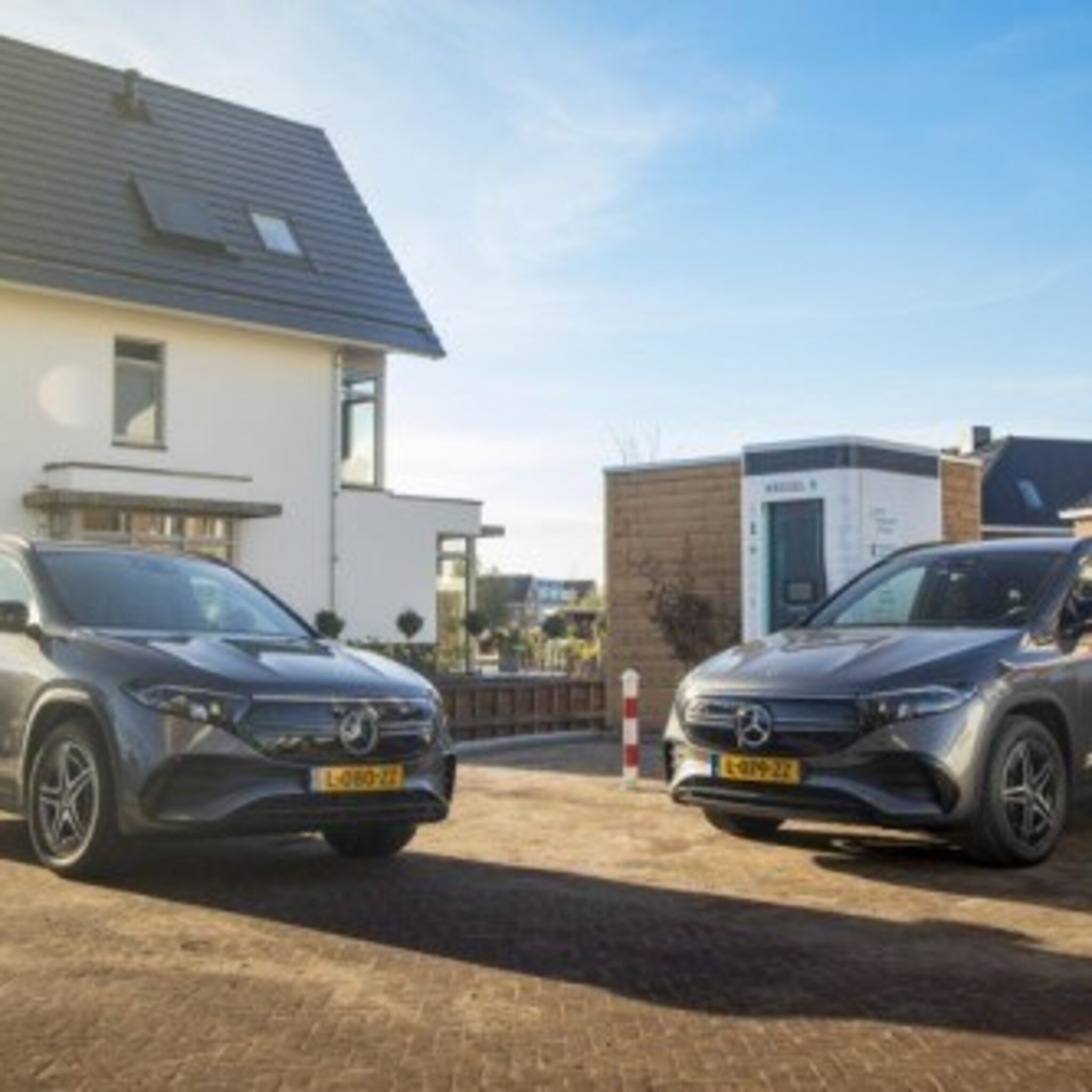 mercedes benz met elektrische deelauto s in revolutionair woningbouwproject
