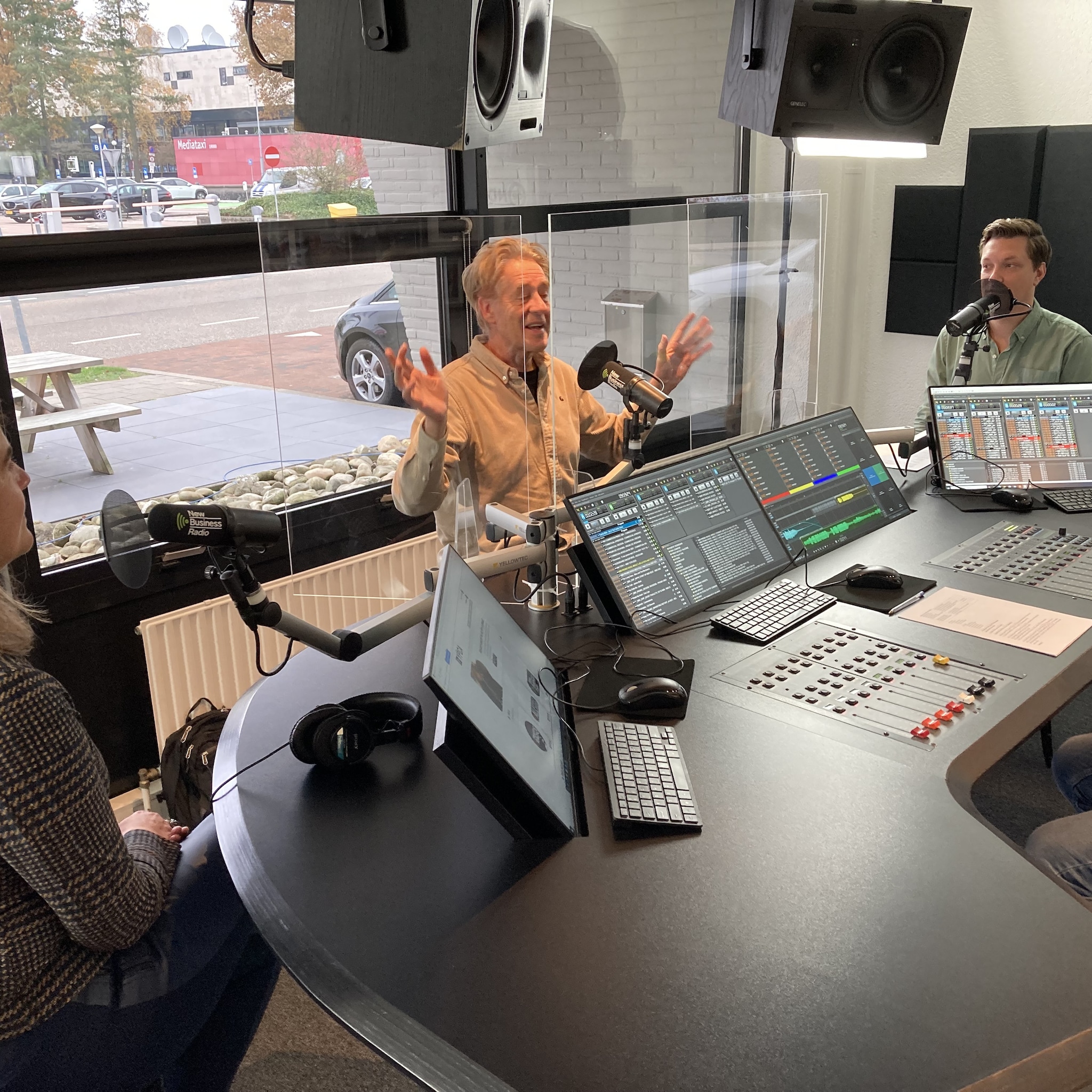 luister en kijk terug live visual radio week van de ondernemer