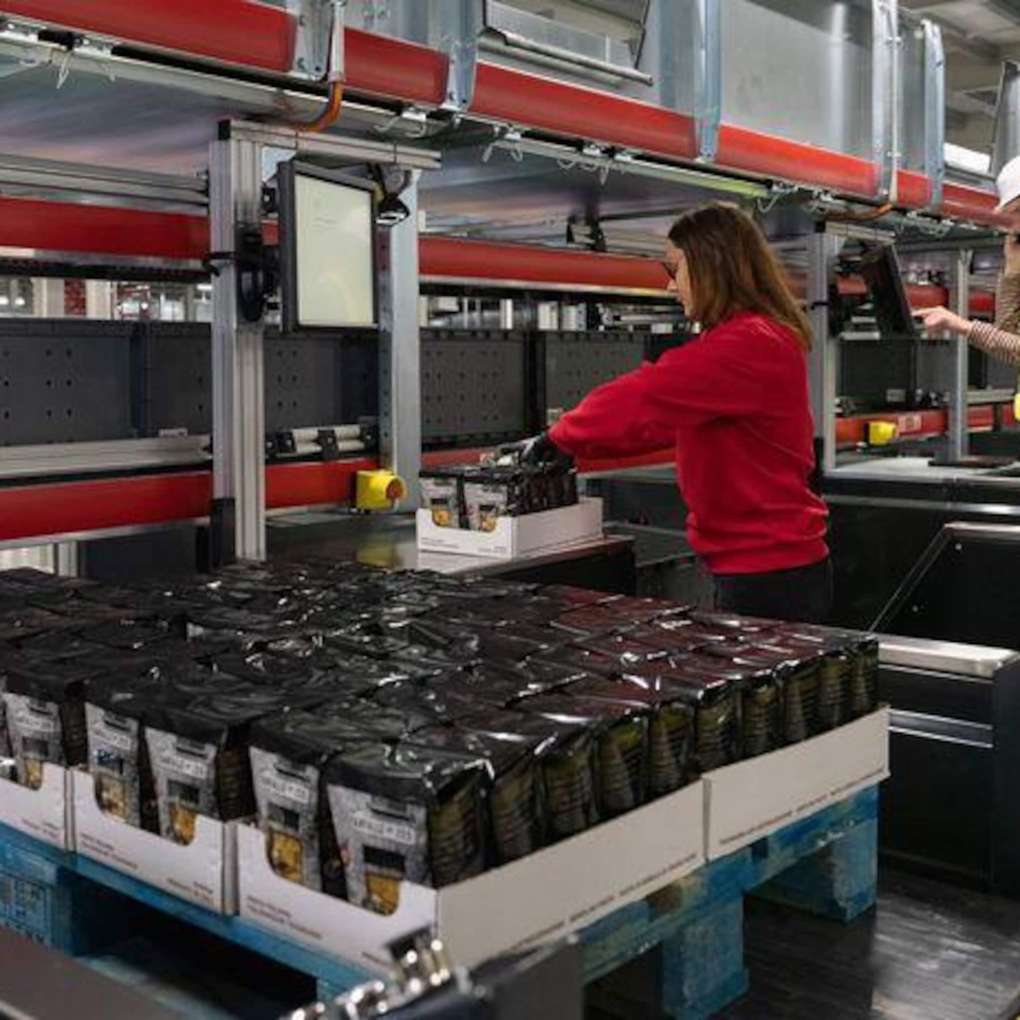 binnenkijken in picnics nieuwe volledig geautomatiseerde distributiecentrum