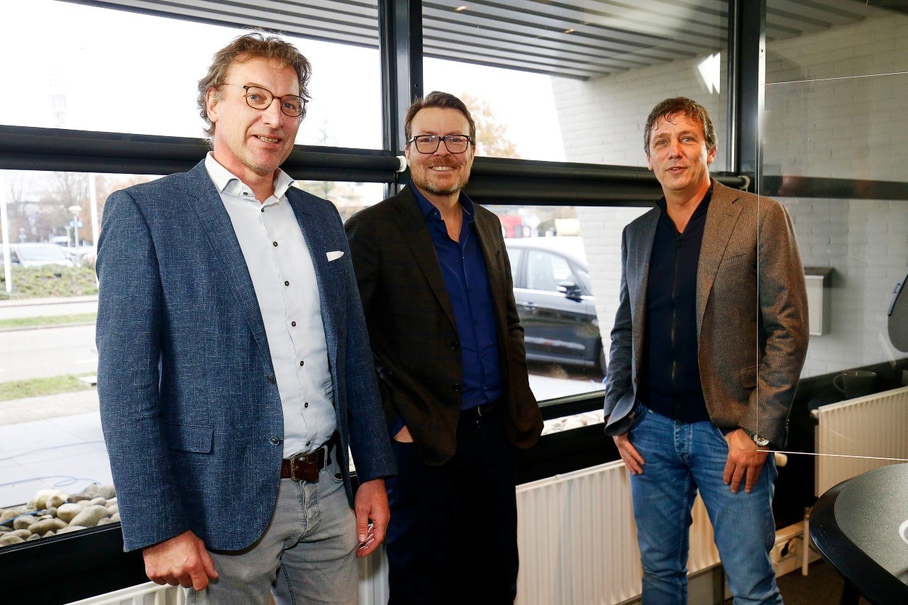 V.l.n.r. in de radiostudio: hoogleraar Justin Jansen, Constantijn van Oranje en Jacco Vonhof. Foto's: Ruud Voest.