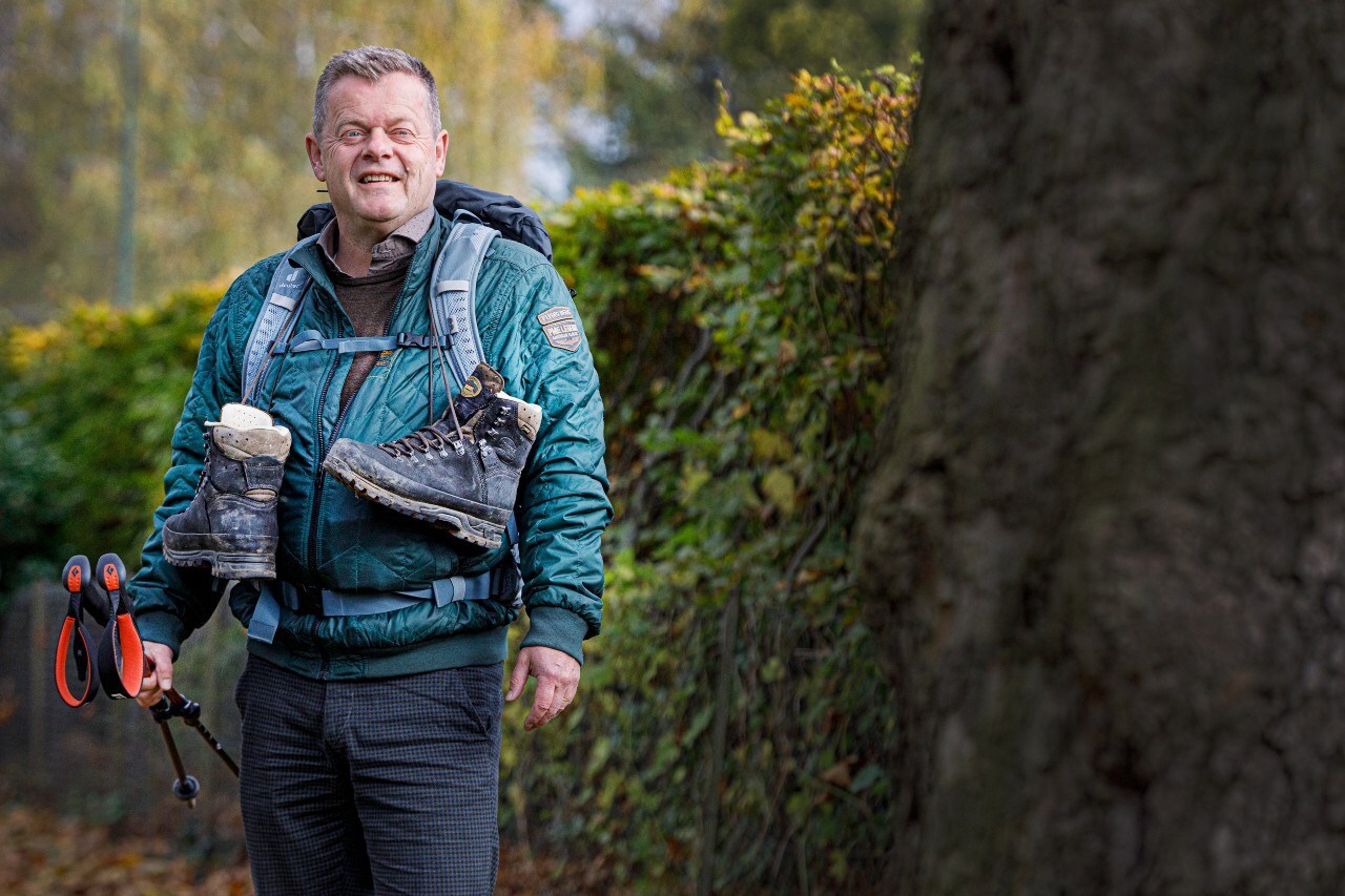 Terwijl je dit leest beklimt directeur Frank van Daal de Kilimanjaro in Afrika. ,,Omdat elke uitdaging telt!”