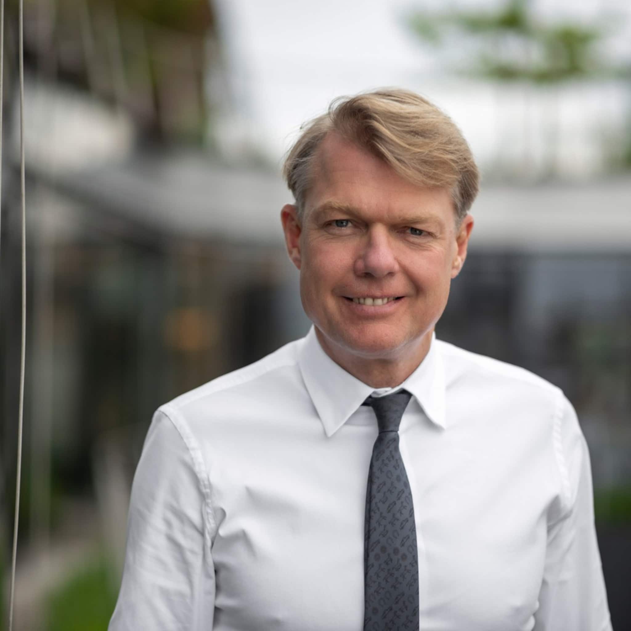 wie is remon vos de vastgoedondernemer die miljarden waard is