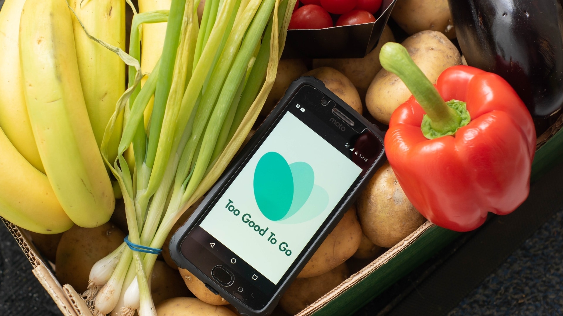 Met de app van Too Good To Go worden jaarlijks miljoenen maaltijden van voedselverspilling gered. Foto: Shutterstock