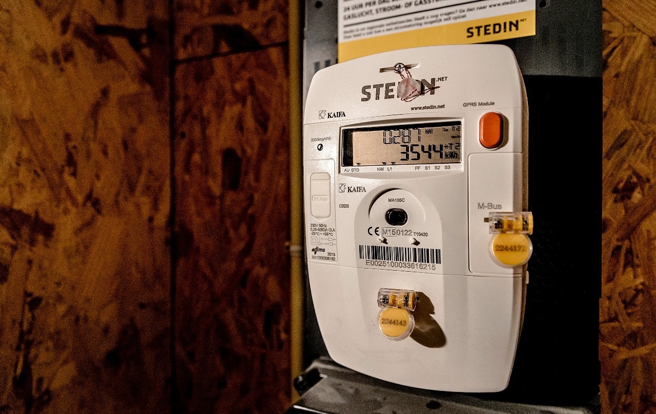 De hoge energieprijzen zijn niet alleen voor gebruikers een grote klap, maar ook voor energieleveranciers. Foto: ANP.