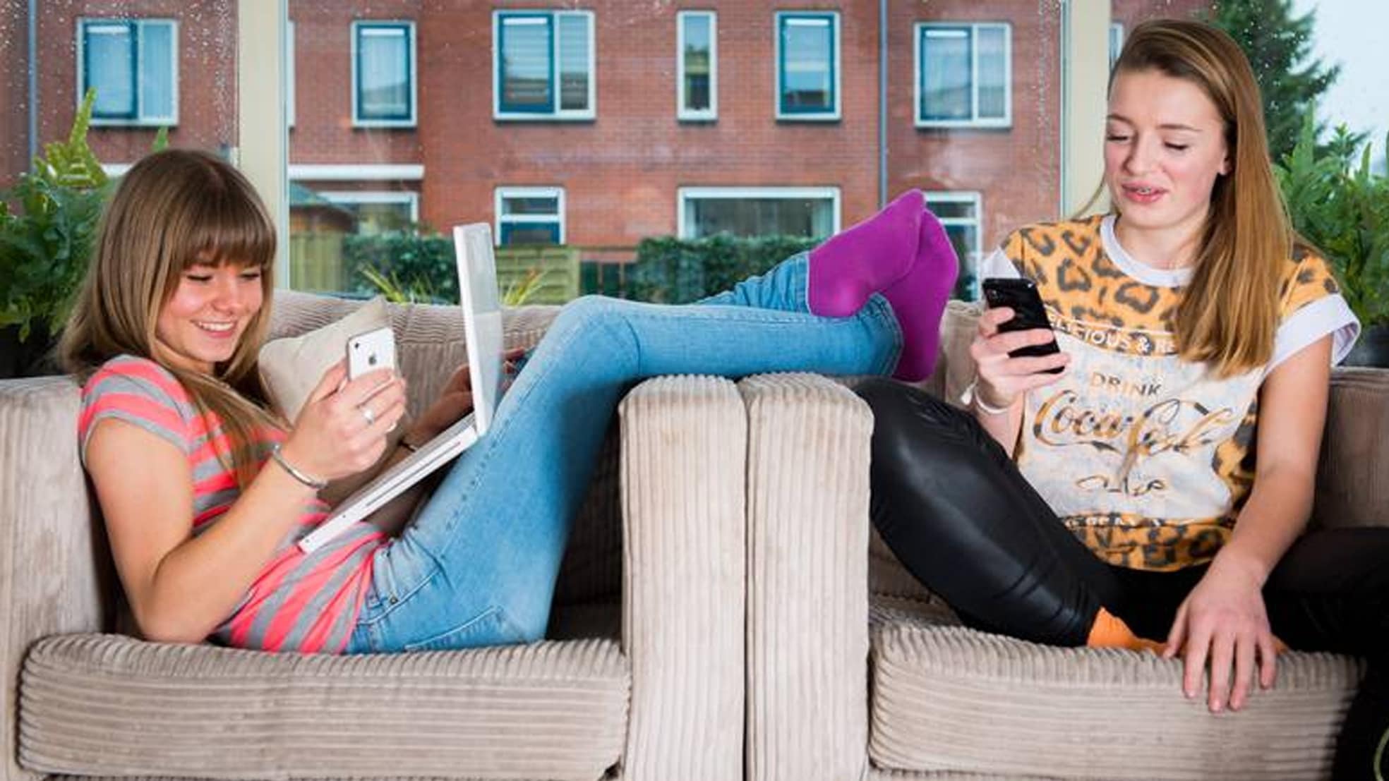 Nederlandse jongeren zijn de laatste jaren digitaal handiger geworden. Zij scoren hierop binnen de Europese Unie als de besten. Dat meldt het Centraal Bureau voor de Statistiek (CBS). Bron: ANP Foto.