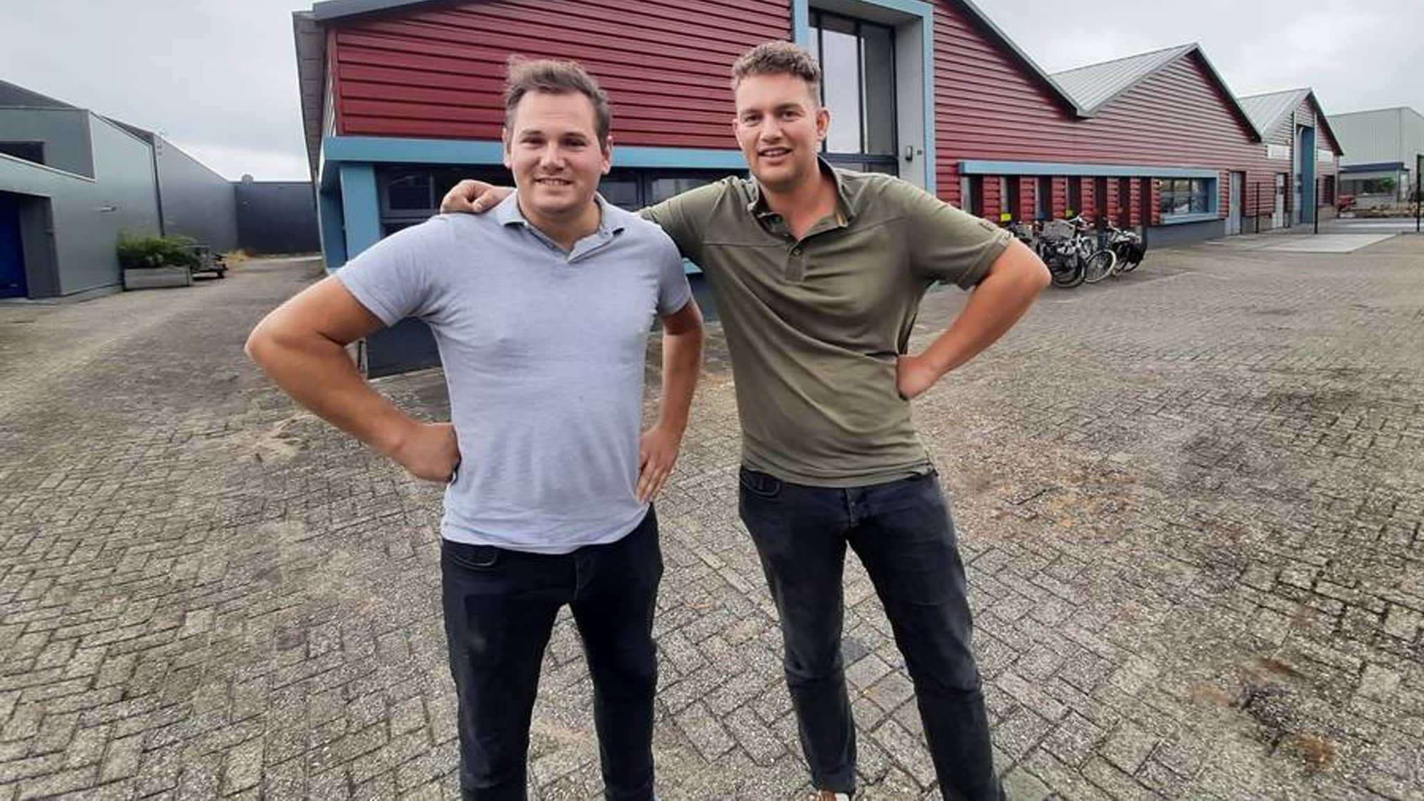 Ferdi Leusink (l) en Falko Lodewijk maken van het voormalig fitnesscentrum Van Dijk een bedrijfsverzamelgebouw. Foto: Attest Communicatie