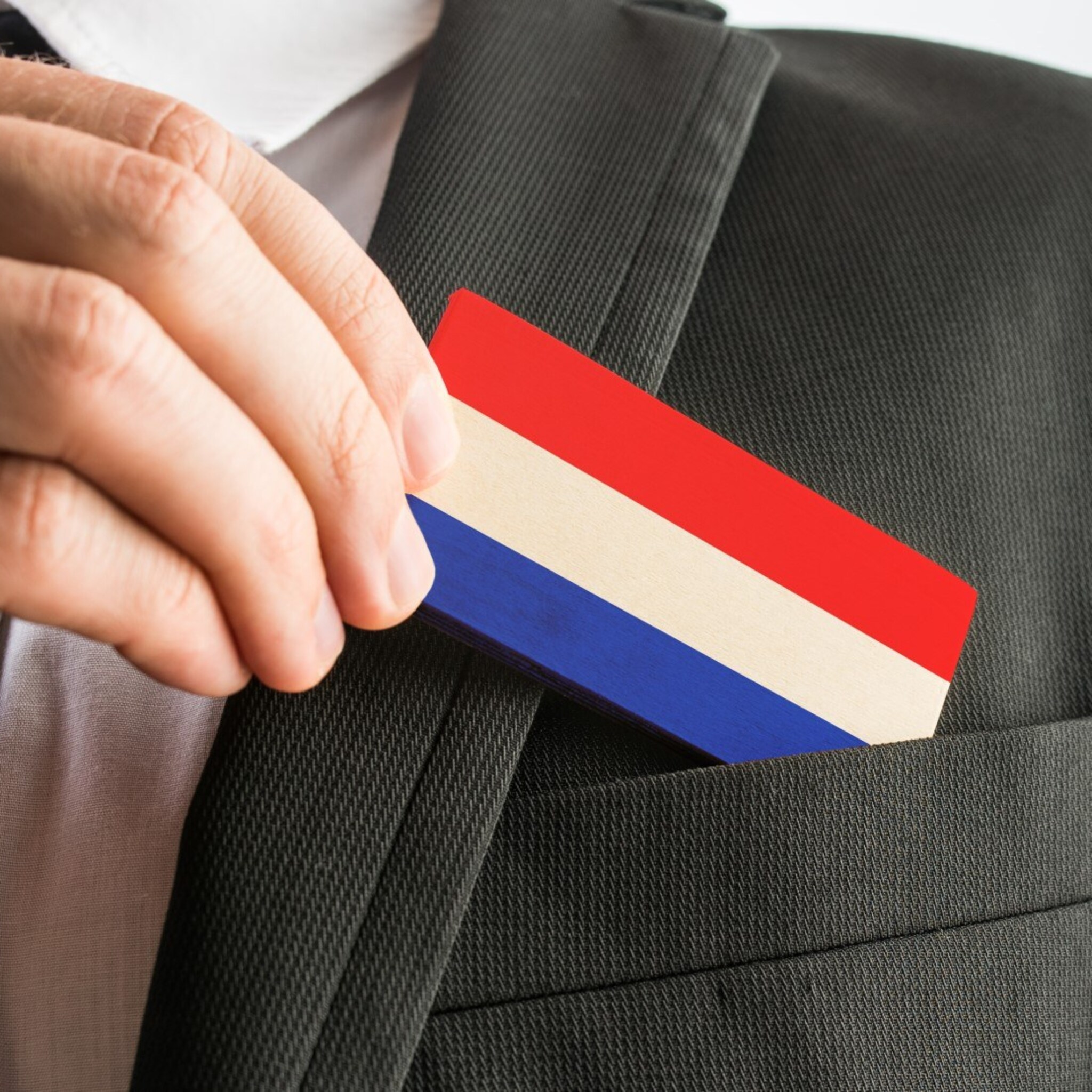 zorgen over nederlands vestigingsklimaat in manifest voor informateurs