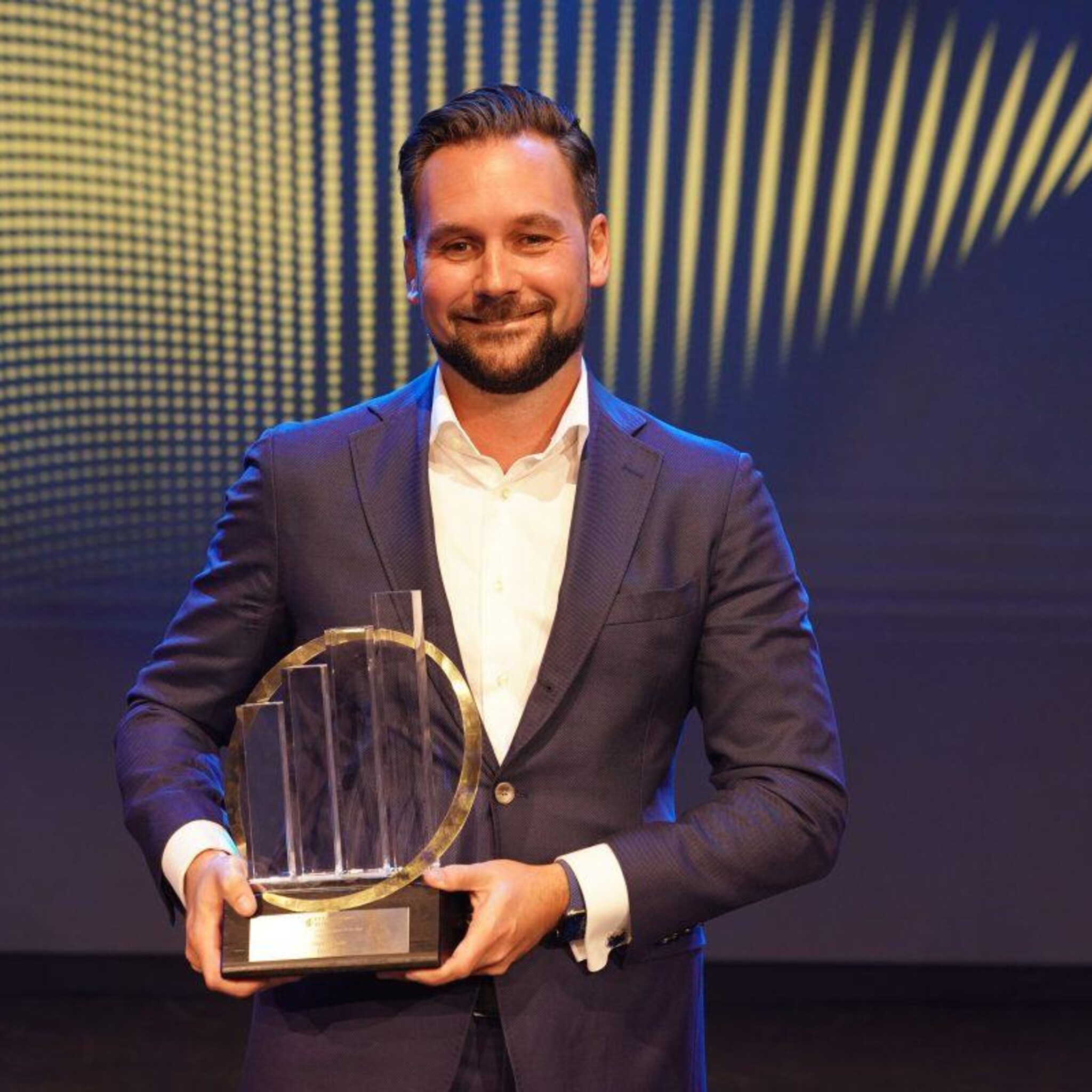 stijn nijhuis enreach en milan daniels otrium ey entrepreneurs of the year 2021