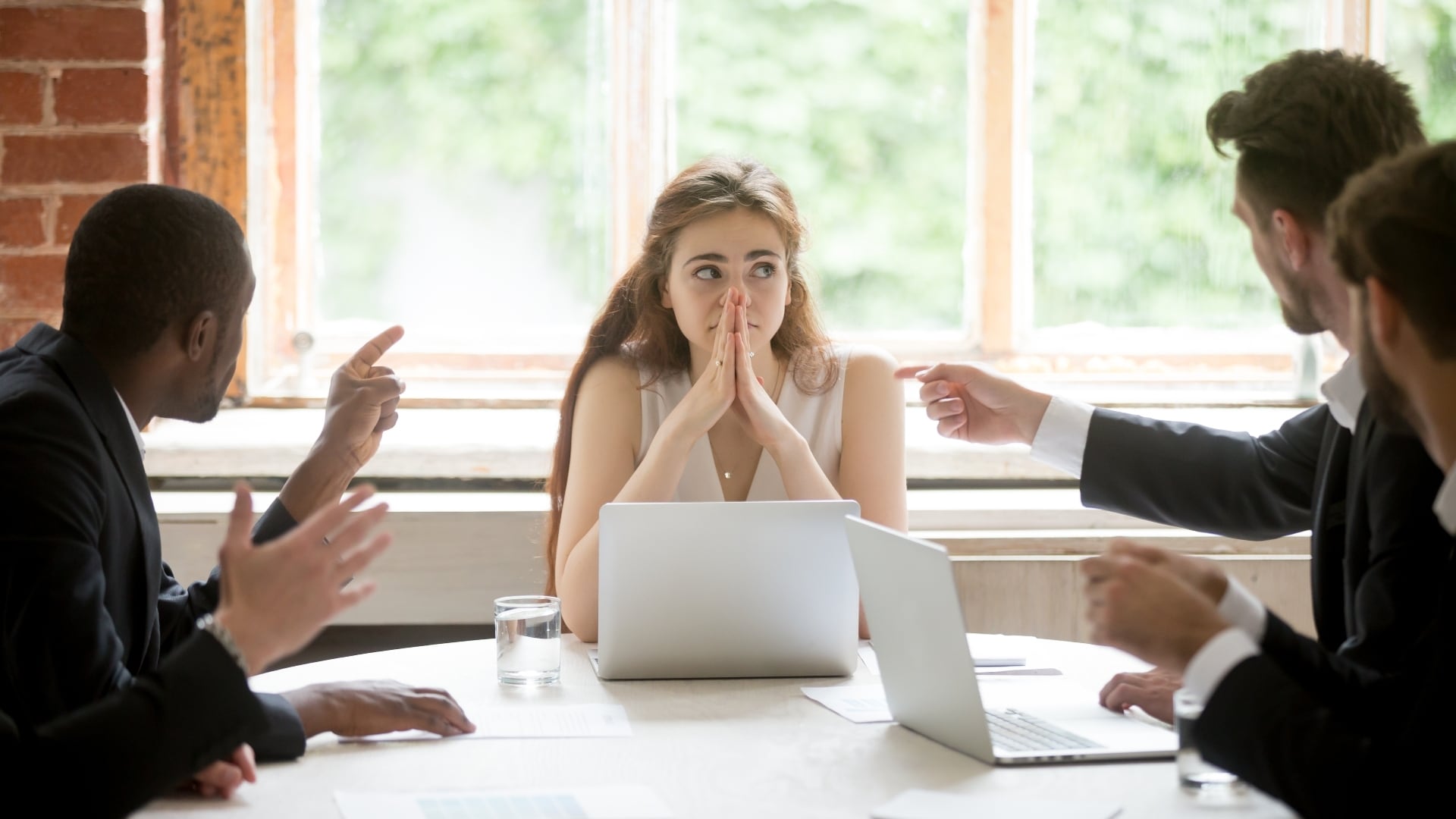 In hoeverre creëer jij zelf de vrijheid om kritisch te zijn? Het is één van de vragen van Juri Hoedemakers. Foto: Shutterstock
