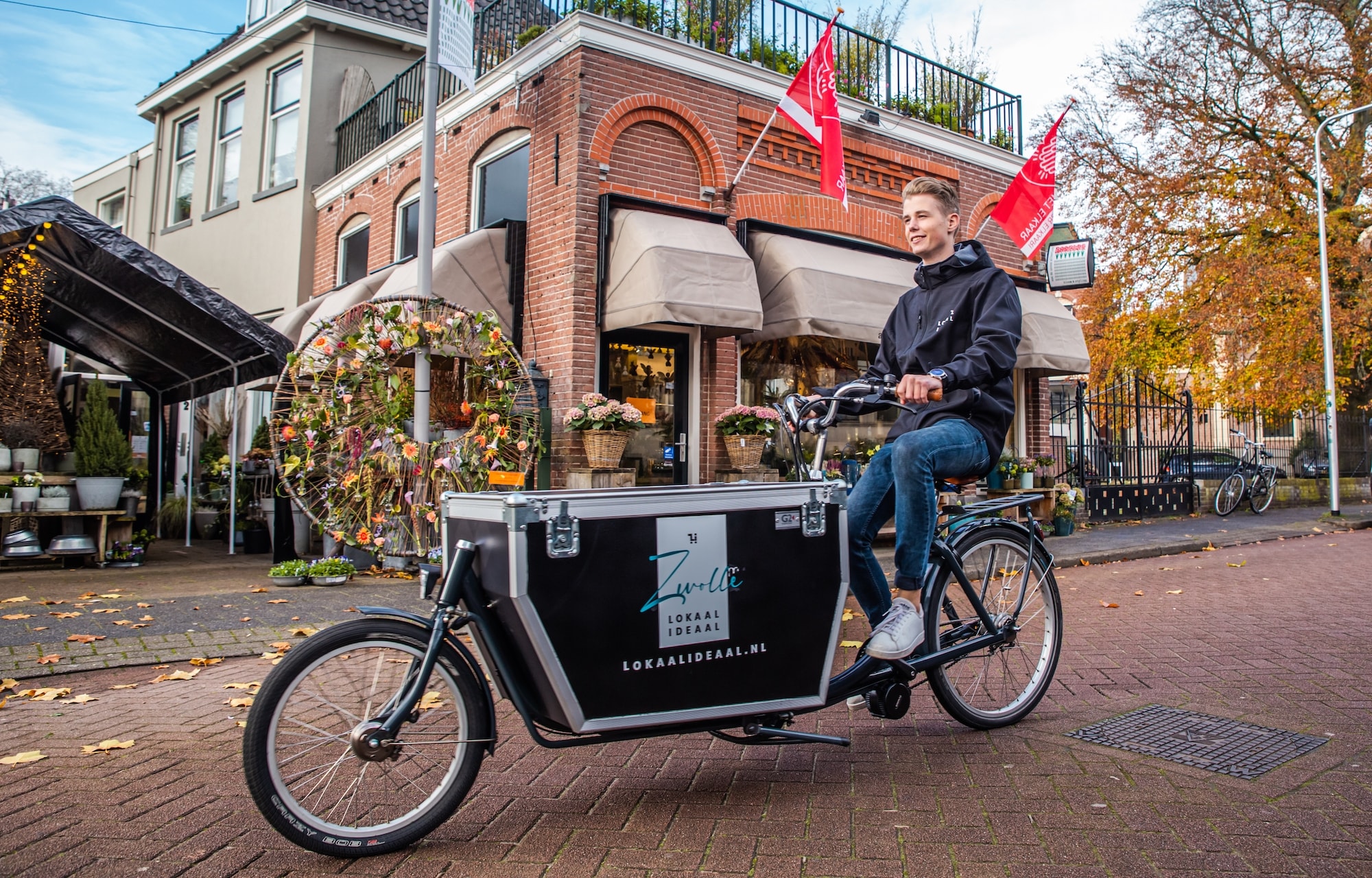 Online lokaal shoppen is goed voor winkeliers, steden en consumenten. Foto: Lokaal Ideaal