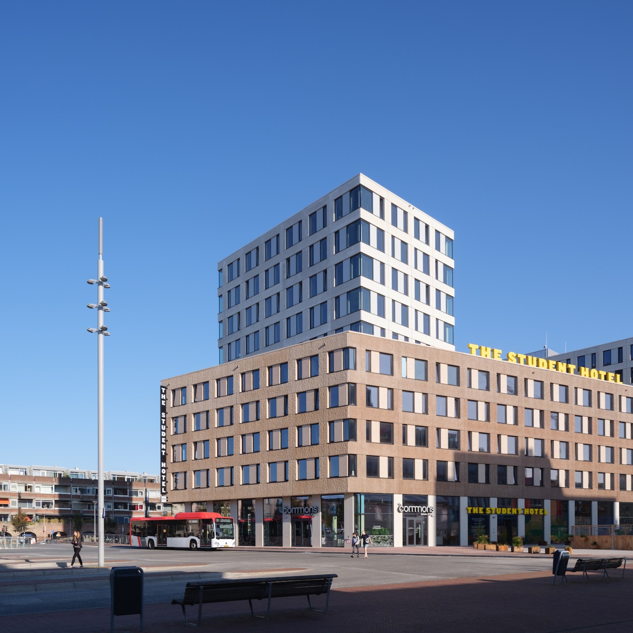 the student hotel haalt 300 miljoen euro op voor zeven nieuwe hotels