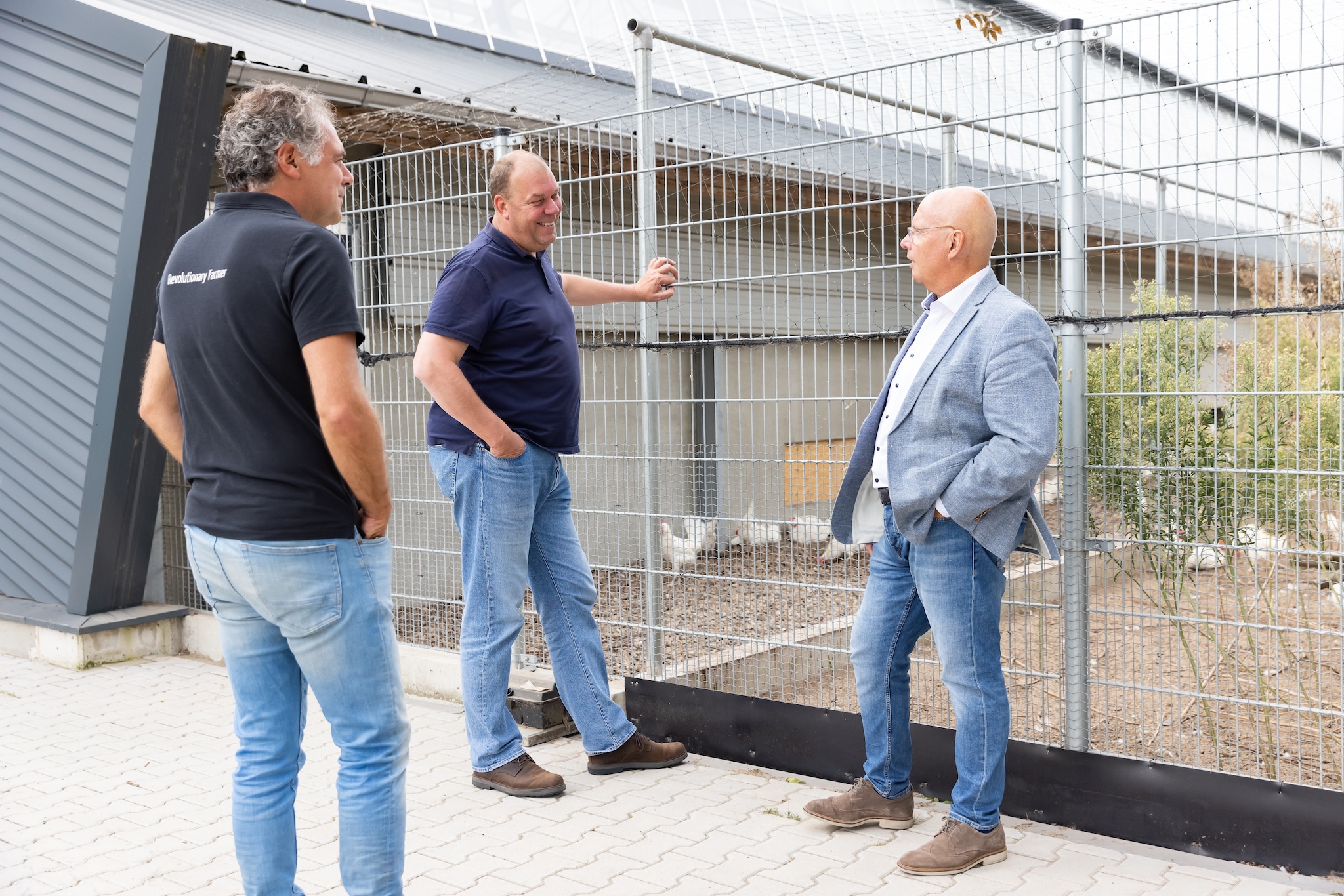 De drie ondernemers uit deze keten (vlnr): Ruud Zanders (Kipster), Bert van Westreenen (Albron) en Jan Vugts (Victoria Trading). Foto Hannie Verhoeven