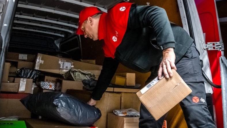 Een pakketbezorger van DPD, foto ter illustratie. Foto: Hollands Hoogte/ANP