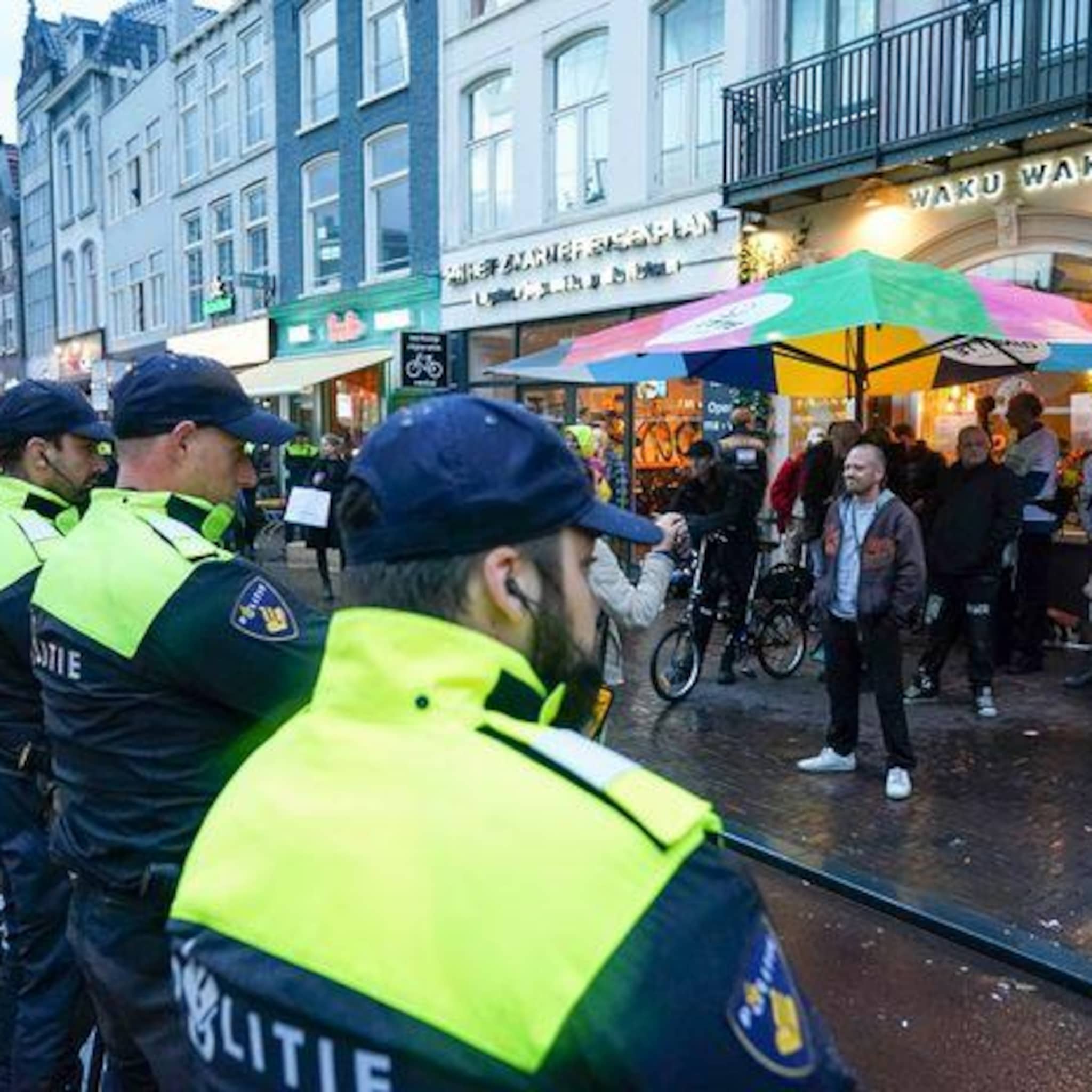 coronaprotesten bij restaurant waku waku gaan door 225 000 euro crowdfunding