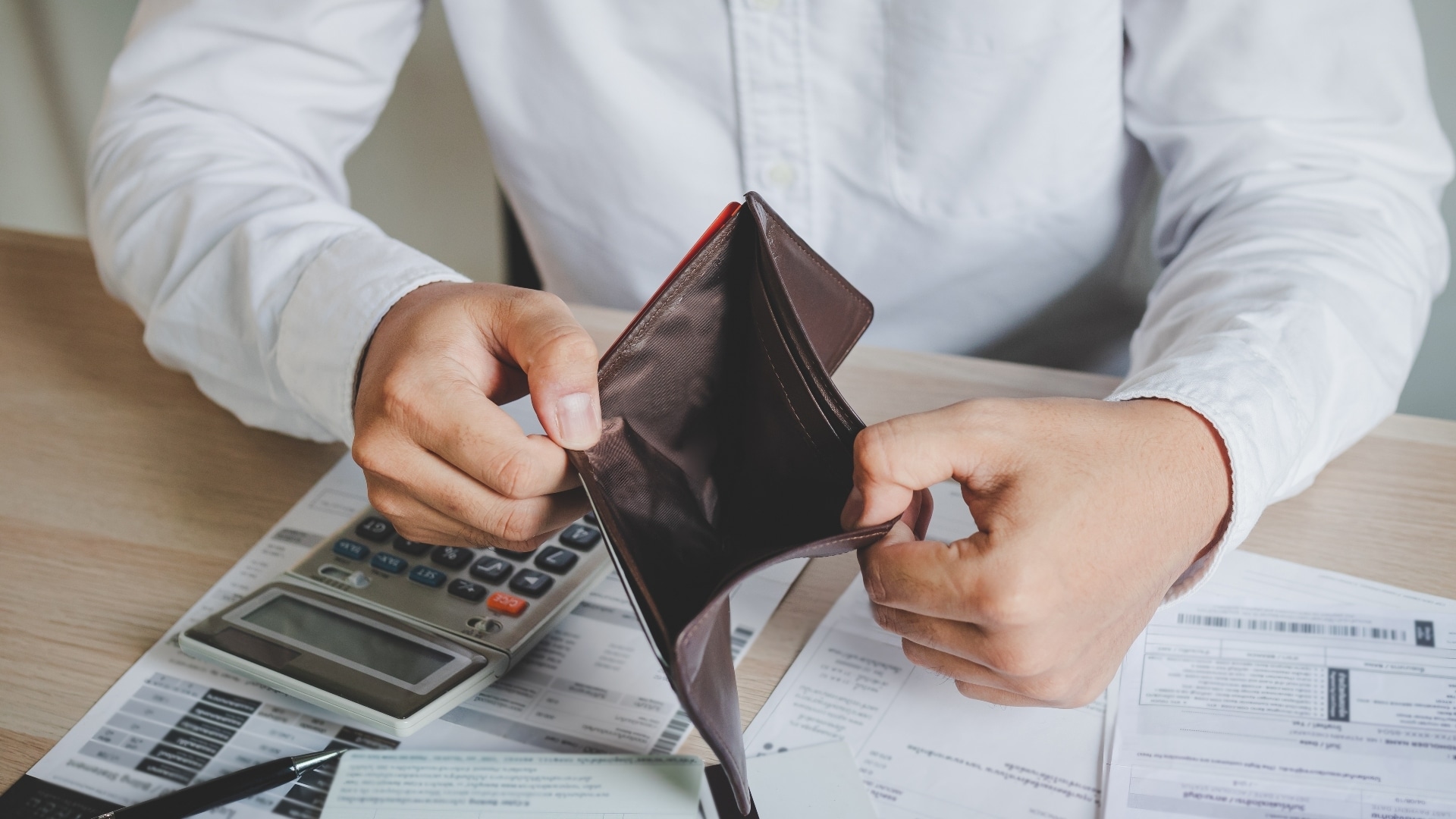 Door hun krappe financiële situatie ziet een significante groep zzp-ondernemers geld lenen als enige uitweg om financieel gezond te blijven. Foto: Shutterstock