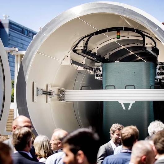 Dit is de Hardt Hyperloop. Dit nieuwe transportconcept kan een snelheid van 1.000 kilometer per uur halen en is bedoeld als zogenoemde buizenpost voor mensen. Foto: ANP