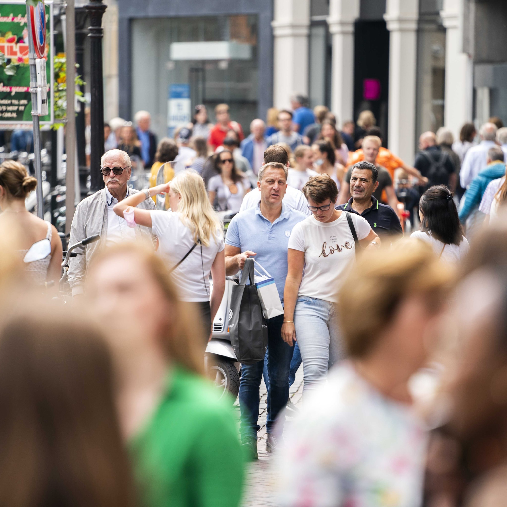 detailhandel groeit omzetstijging economische onzekerheid onlineverkoop ing onlinesegment