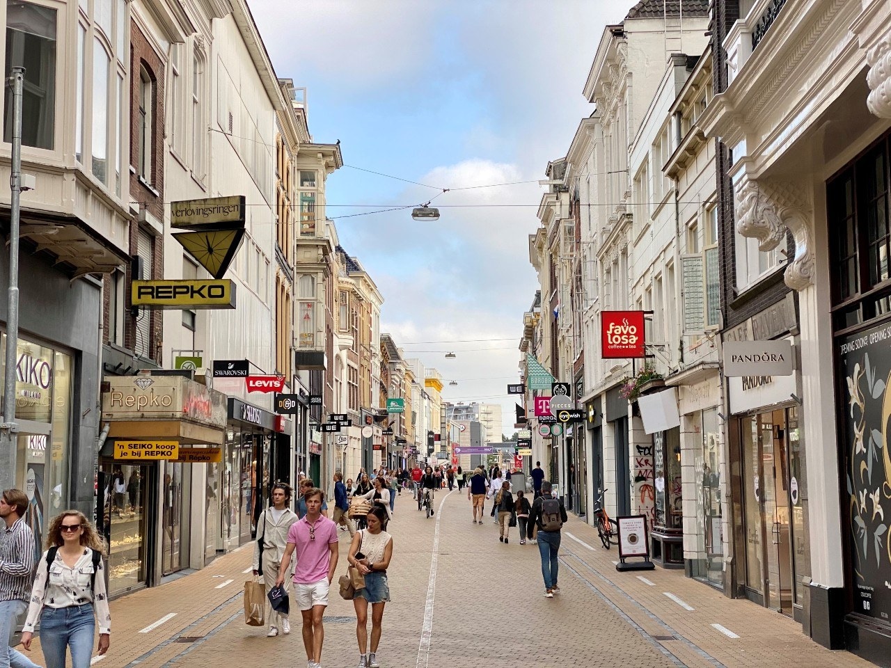 Foto: de Herestraat in Groningen, op de foto gezet door Hans van Tellingen, 3 september 2021.