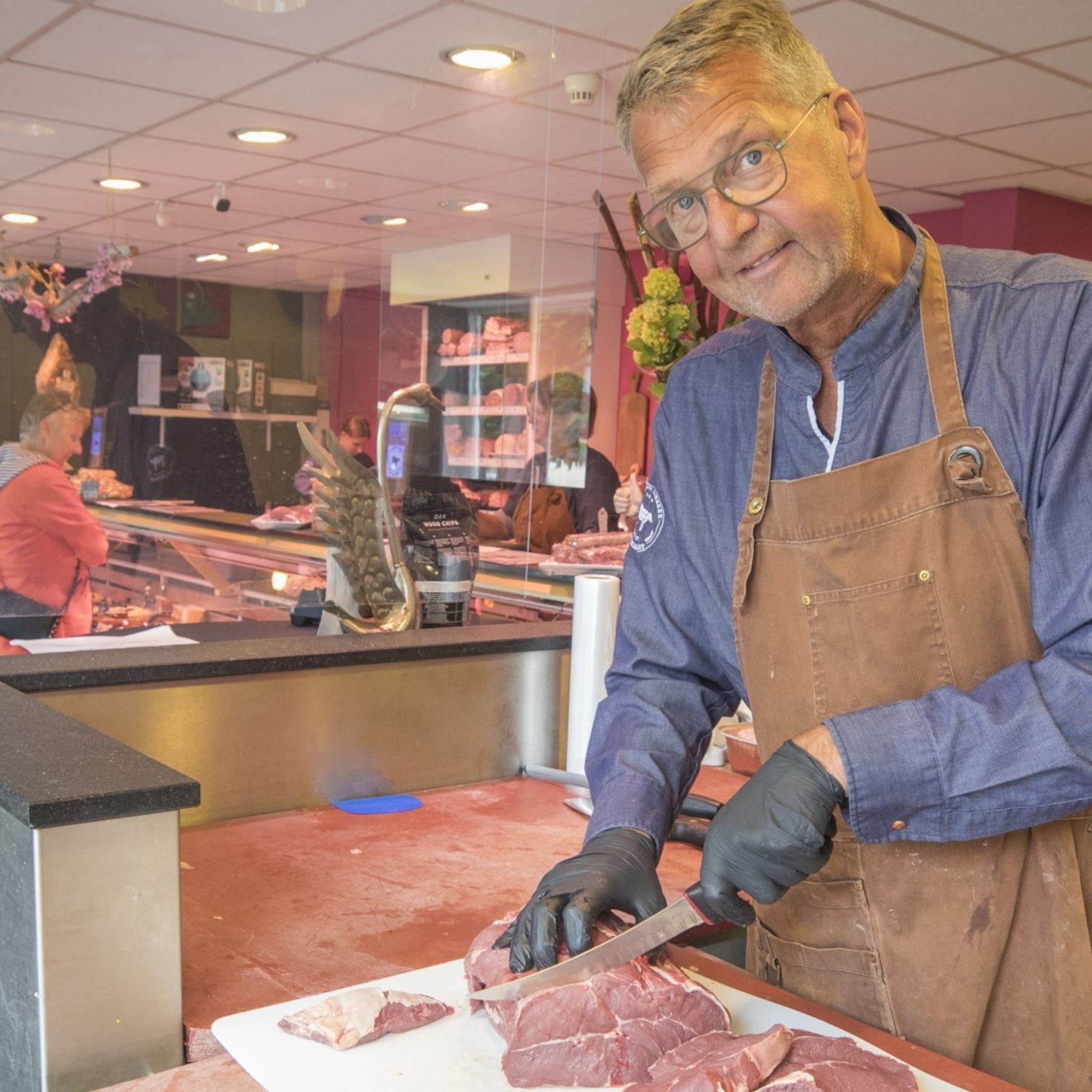 40 uur veel een werkweek van 60 uur is normaal voor slager jankees krijger