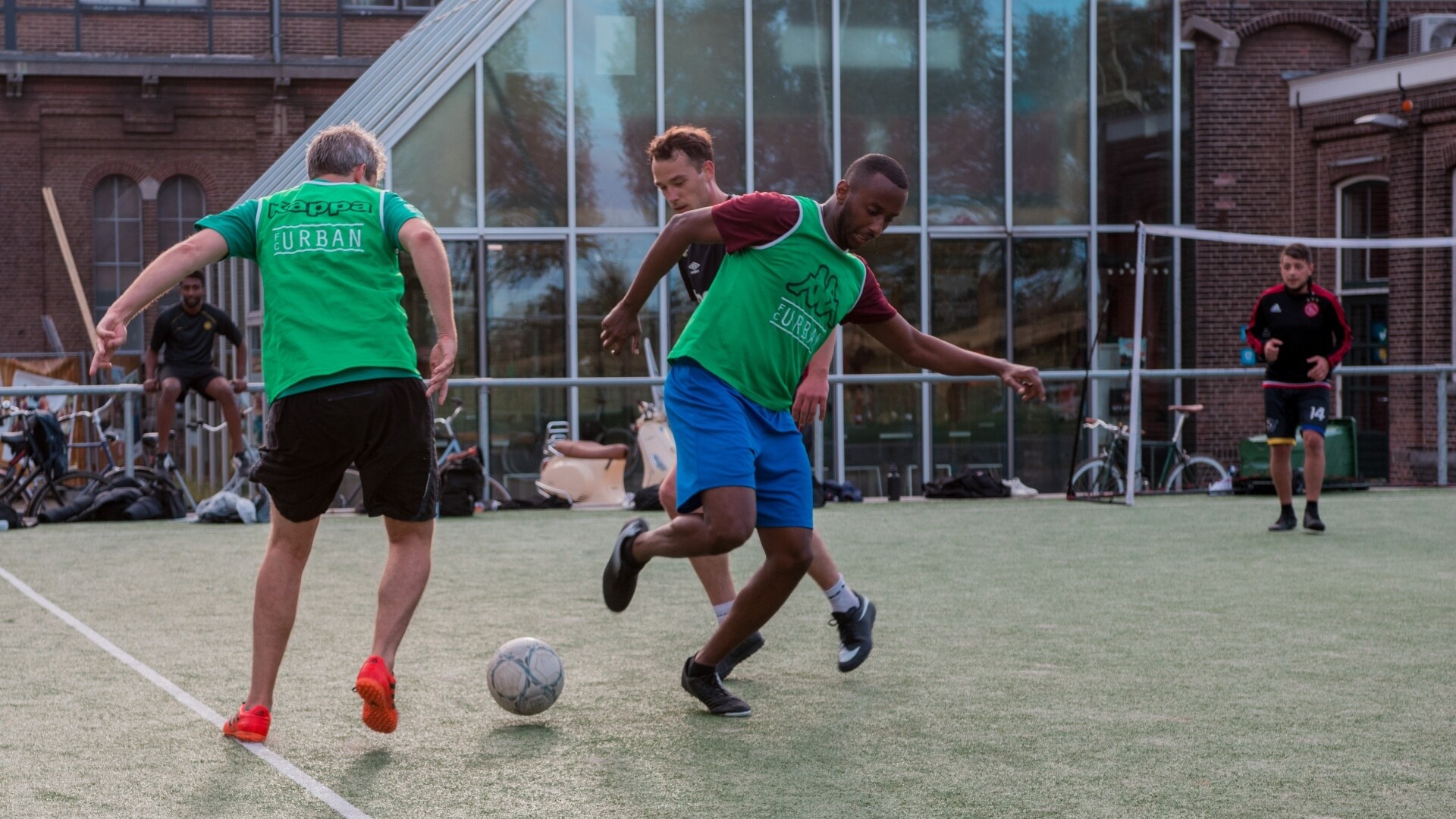 De oprichters van FC Urban hebben het streven om de grootste club van de wereld te worden. Foto: FC Urban