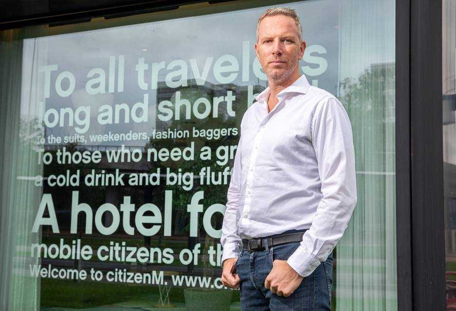 Commercieel directeur Lennert de Jong van hotelketen CitizenM. Foto: AD/Marco Okhuizen.