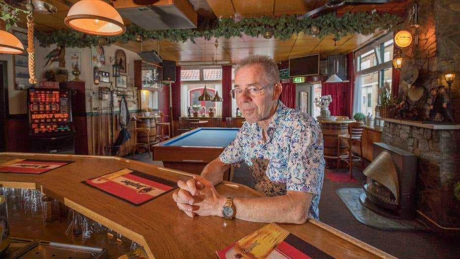 ooit telde dit dorp dertien cafes nu sluit de laatste