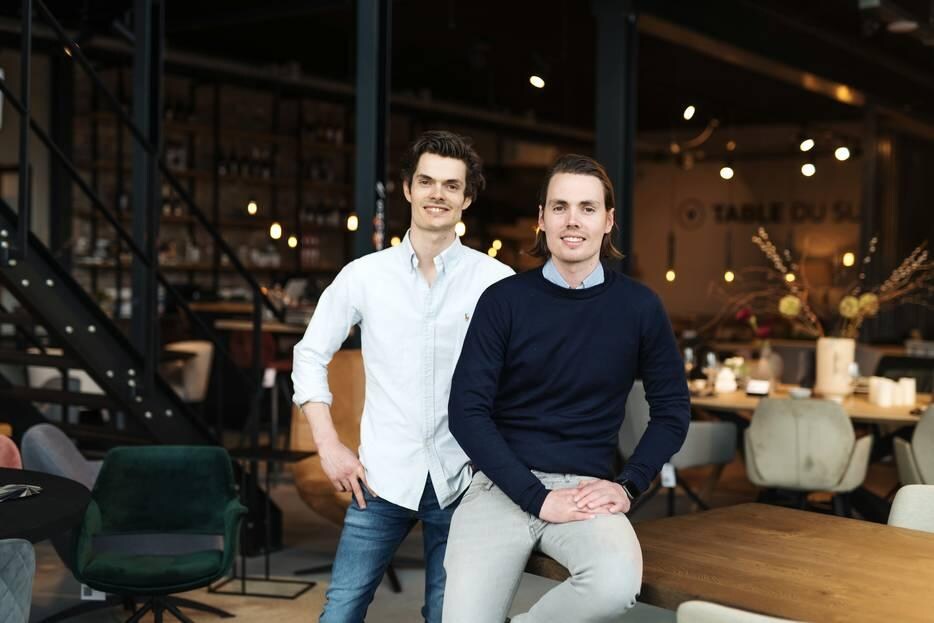 Teun (links) en Evert Antonissen van Tabel du Sud. Foto: AD/Alexander Sporre.
