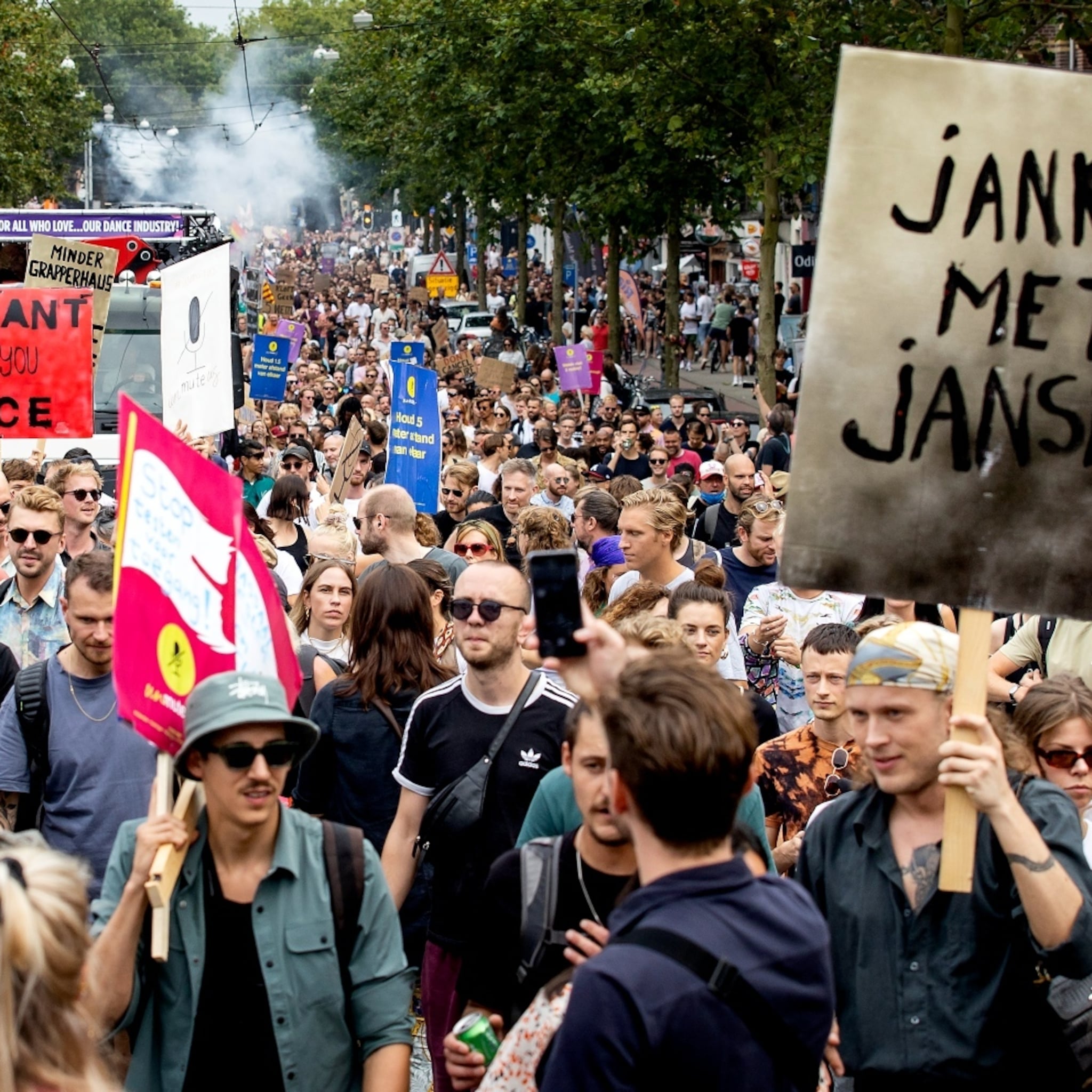 reactie minister laat evenementenbranche koud 11 september tweede demonstratiedag