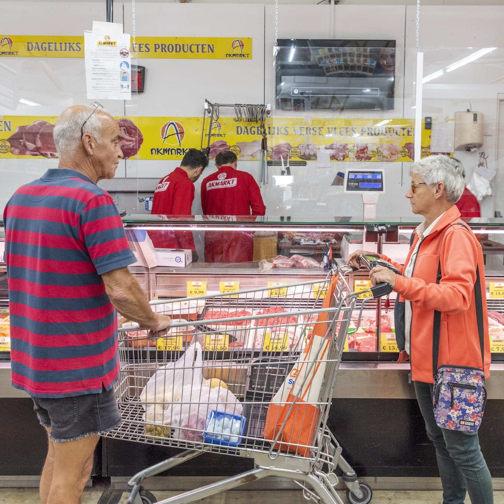 buitenlandse supermarkten rukken op nederlanders komen vooral voor de prijzen