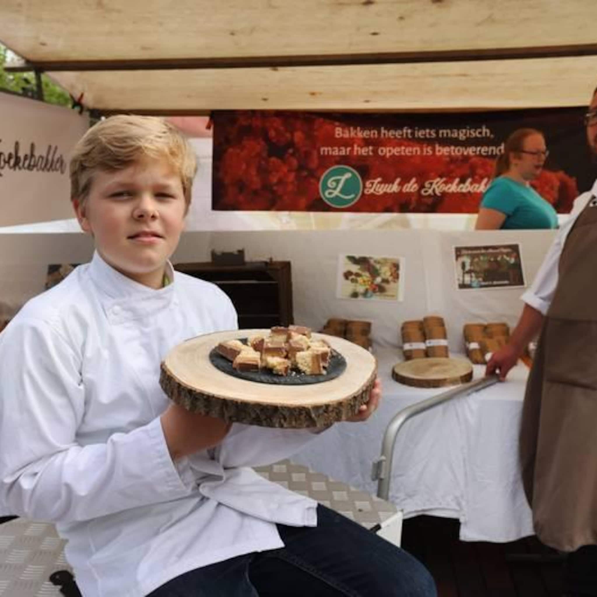 luuk 11 is misschien wel de jongste koopman van nederland allerleukst is het contact met mensen