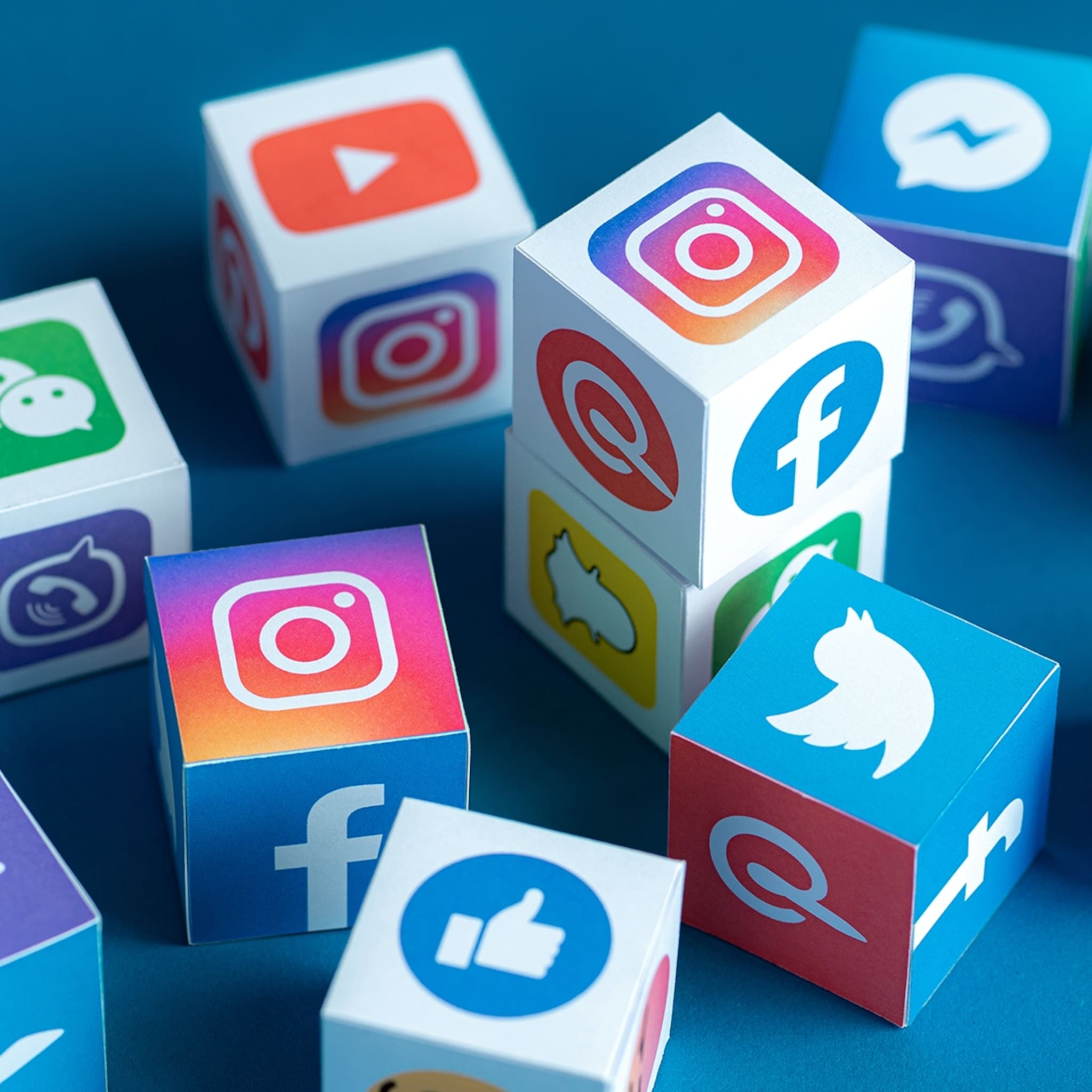 social media expert biedt hulp aan juist nu meer uit je website halen
