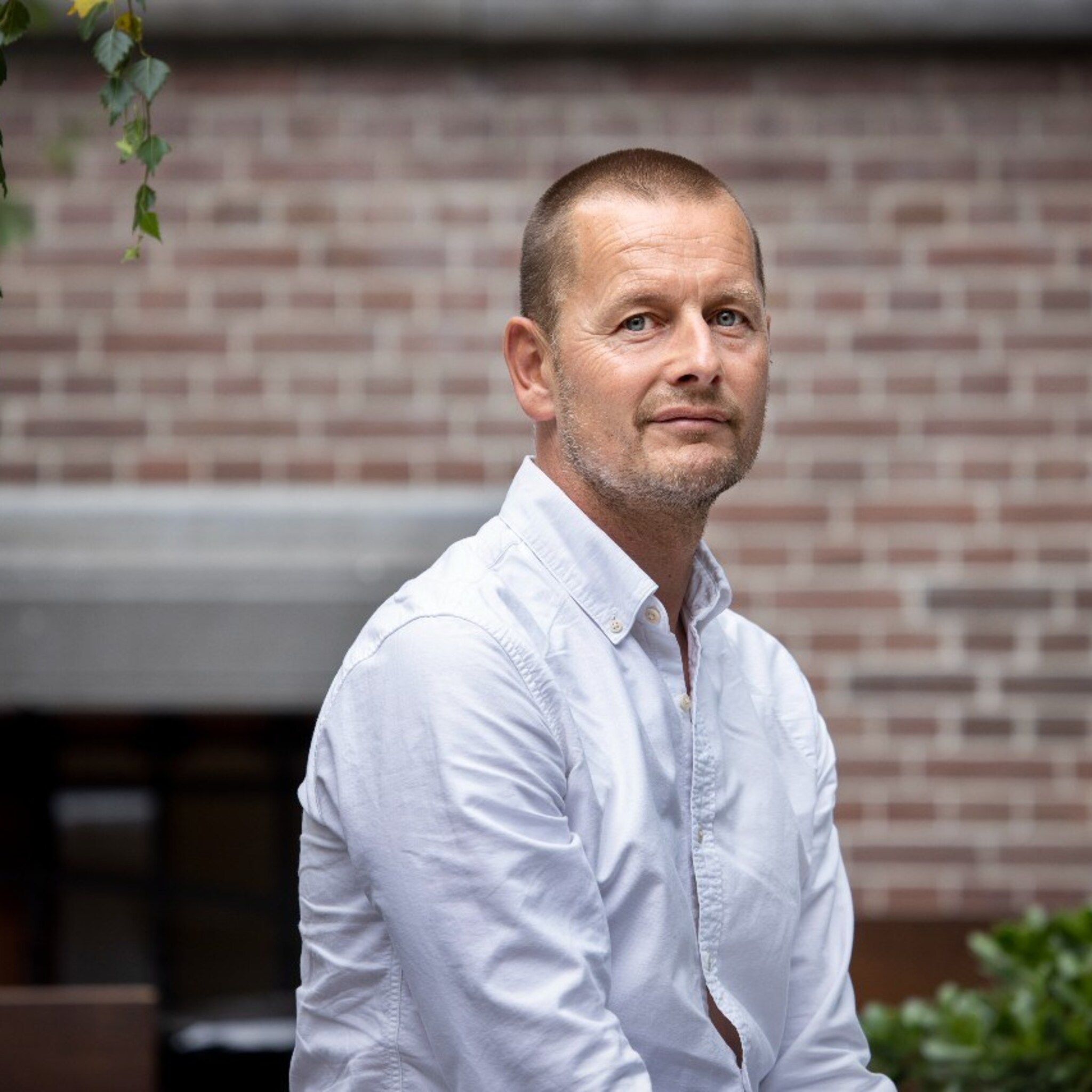 id en t directeur van straalen kabinet liegt en bedriegt waardeloze partner