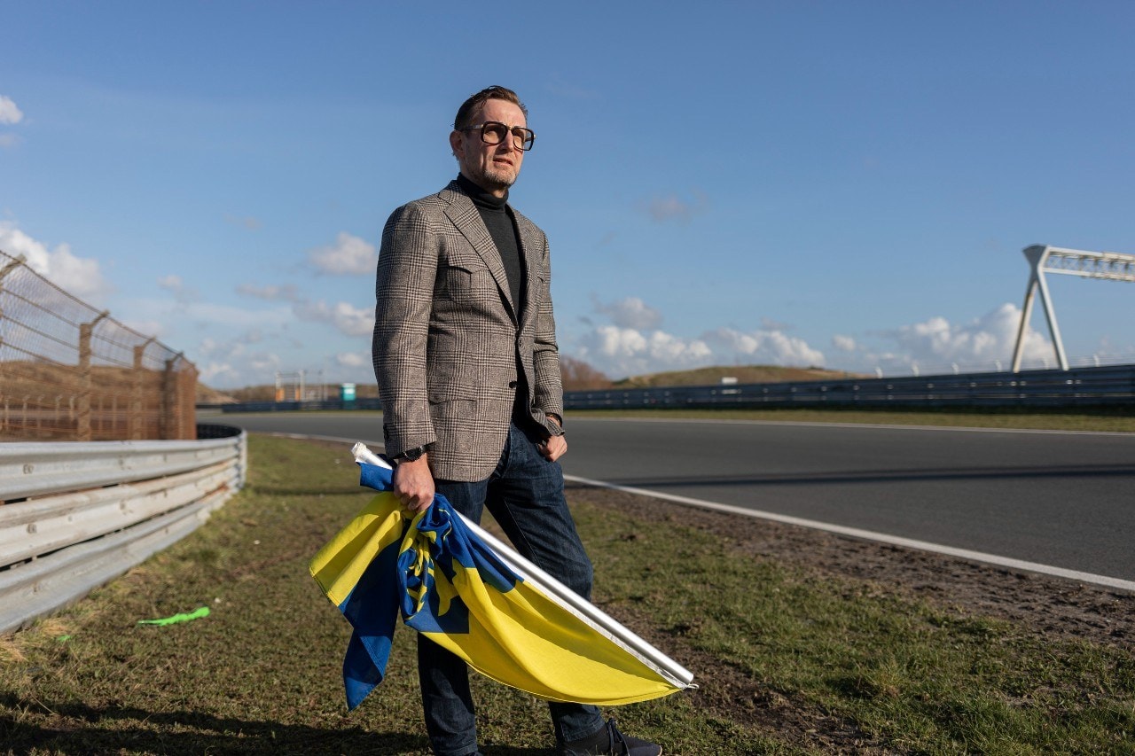 Bernhard van Oranje: ,,Wie wil niet het grootste sportevenement ter wereld in huis halen?" Foto's: Jesaja Hizkia