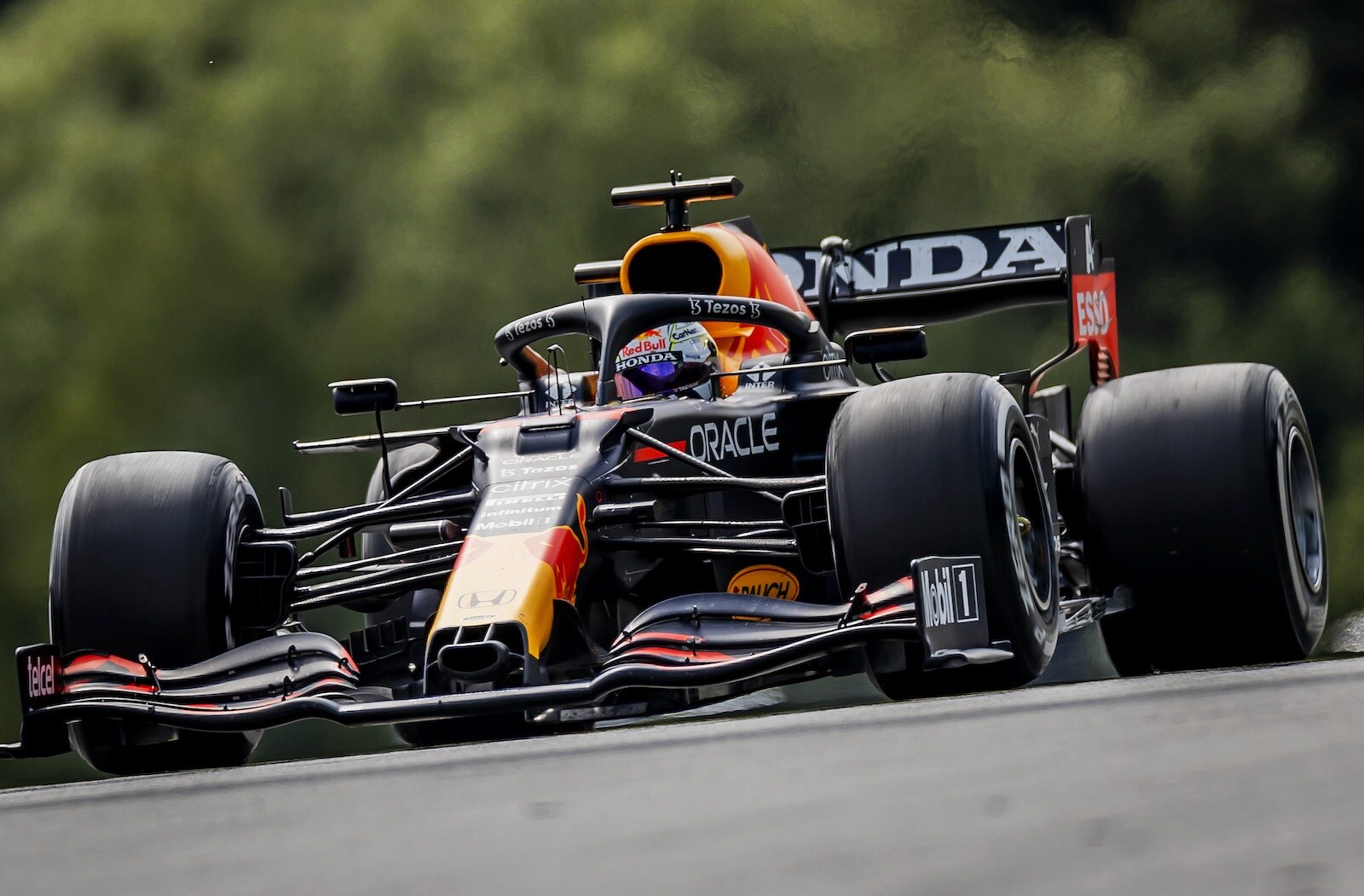Ondanks het risico op eventueel strengere maatregel van het kabinet voor evenementen in september, gaan de voorbereidingen voor de Formule 1 Heineken Dutch Grand Prix gewoon door. Foto: ANP