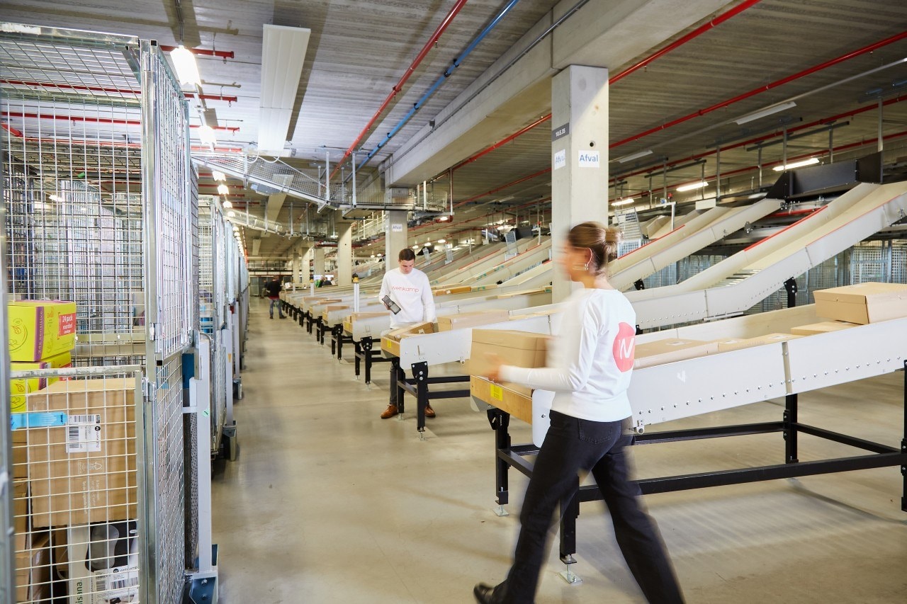 Een Wehkamp-magazijn in Zwolle. Foto's: Wehkamp