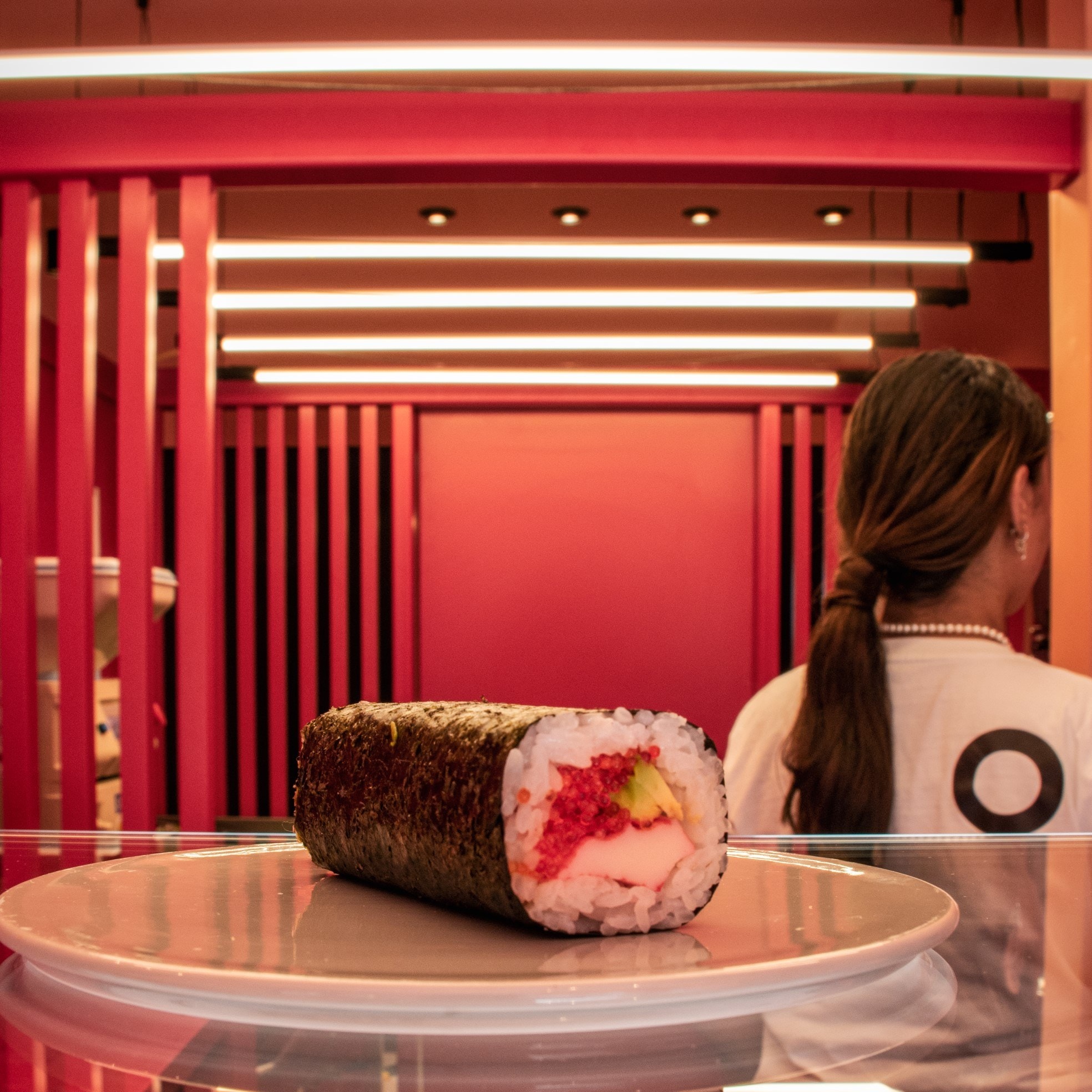 De eerste Rollingsushi aan de Beethovenstraat in Amsterdam-Zuid.