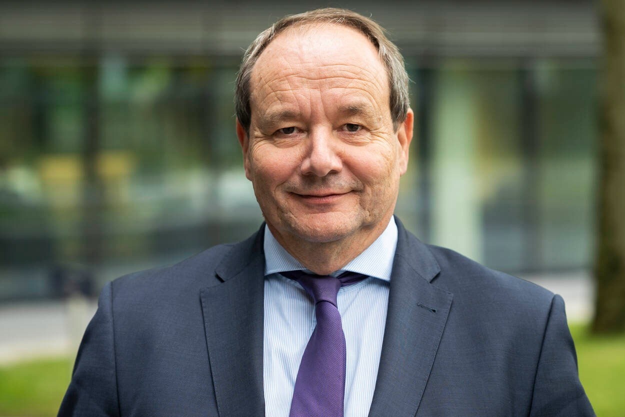 Staatssecretaris Hans Vijlbrief (D66) wacht eerst de resultaten van de webproef af. Foto: Rijksoverheid